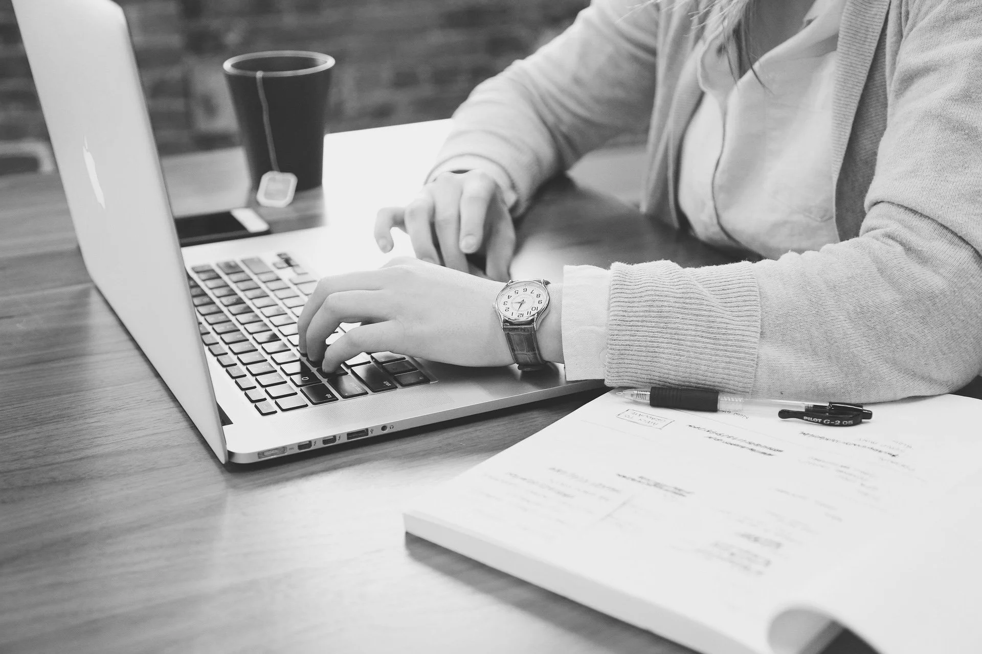 Hire a ghostwriter in the UK
