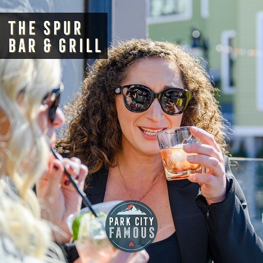 There&rsquo;s nothing like sitting in the sun and enjoying a refreshing cocktail 🍸 The upper deck is a great outdoor spot and they feature live music nightly. Be sure to try their famous Spur Burger while your there, bring your friends! @spurbarandg