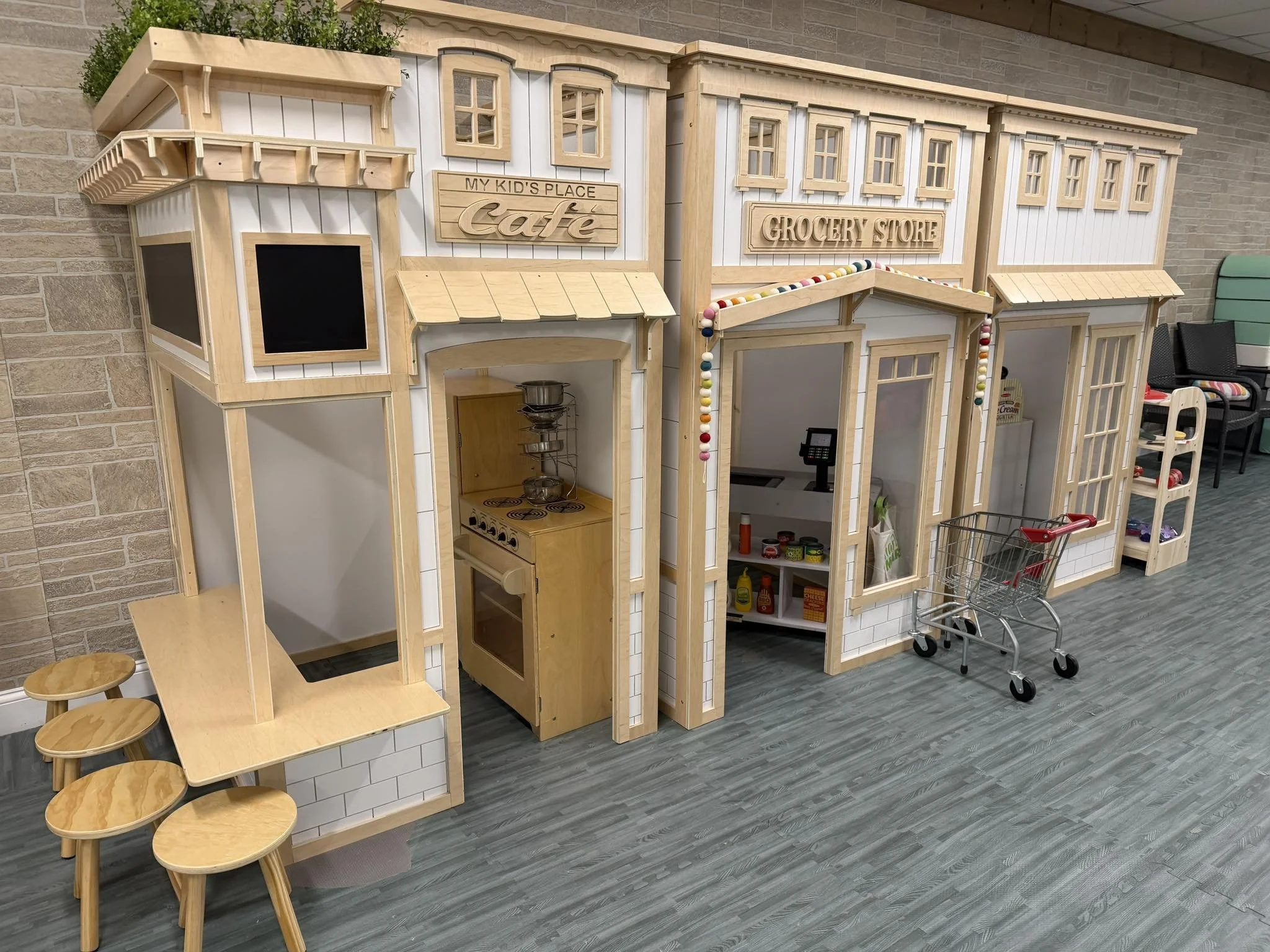 COLCHESTER, CT’s INDOOR PLAY PLACES AND ADVENTURE PARKS