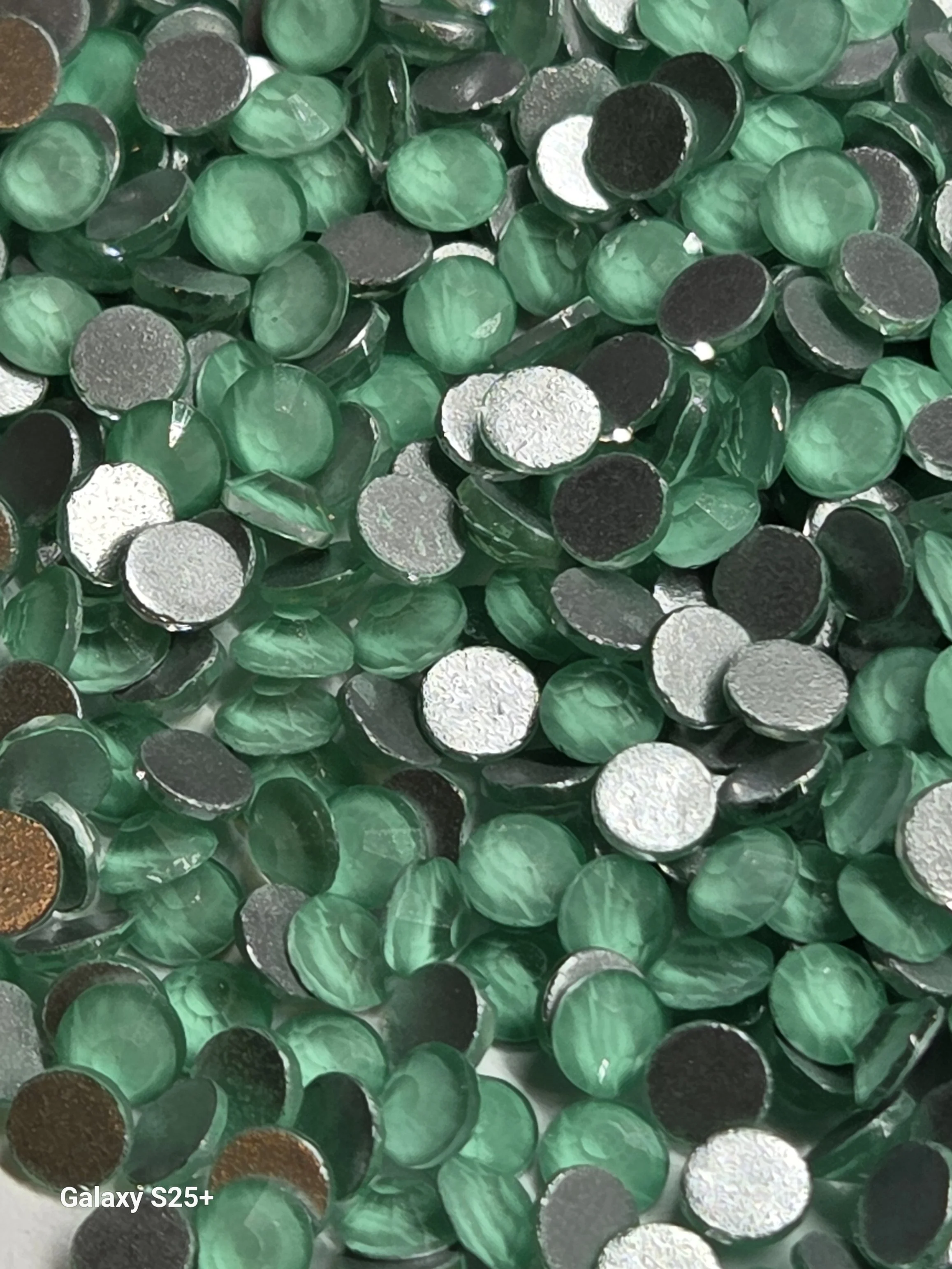 P443 Kiwi Kisses.jpg