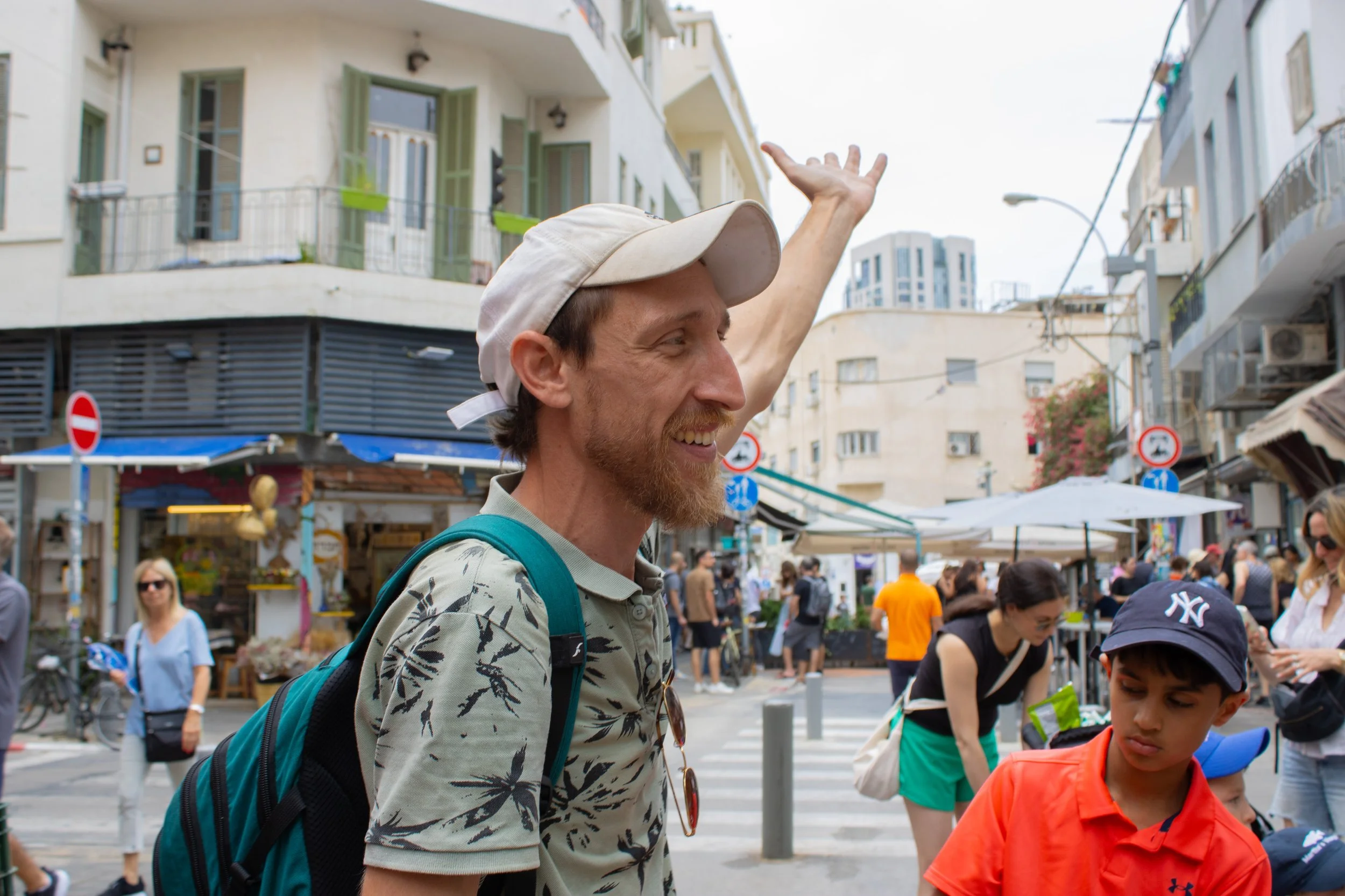 Levinsky market 2.jpg