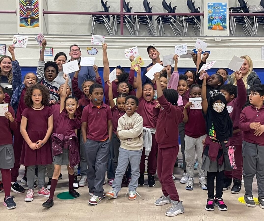 We had such a great time with the 2nd grade students today making thoughtful and beautiful cards to surprise moms and special someone's for the upcoming holiday. Each student crafted a unique card and with the help of our volunteers, addressed all en