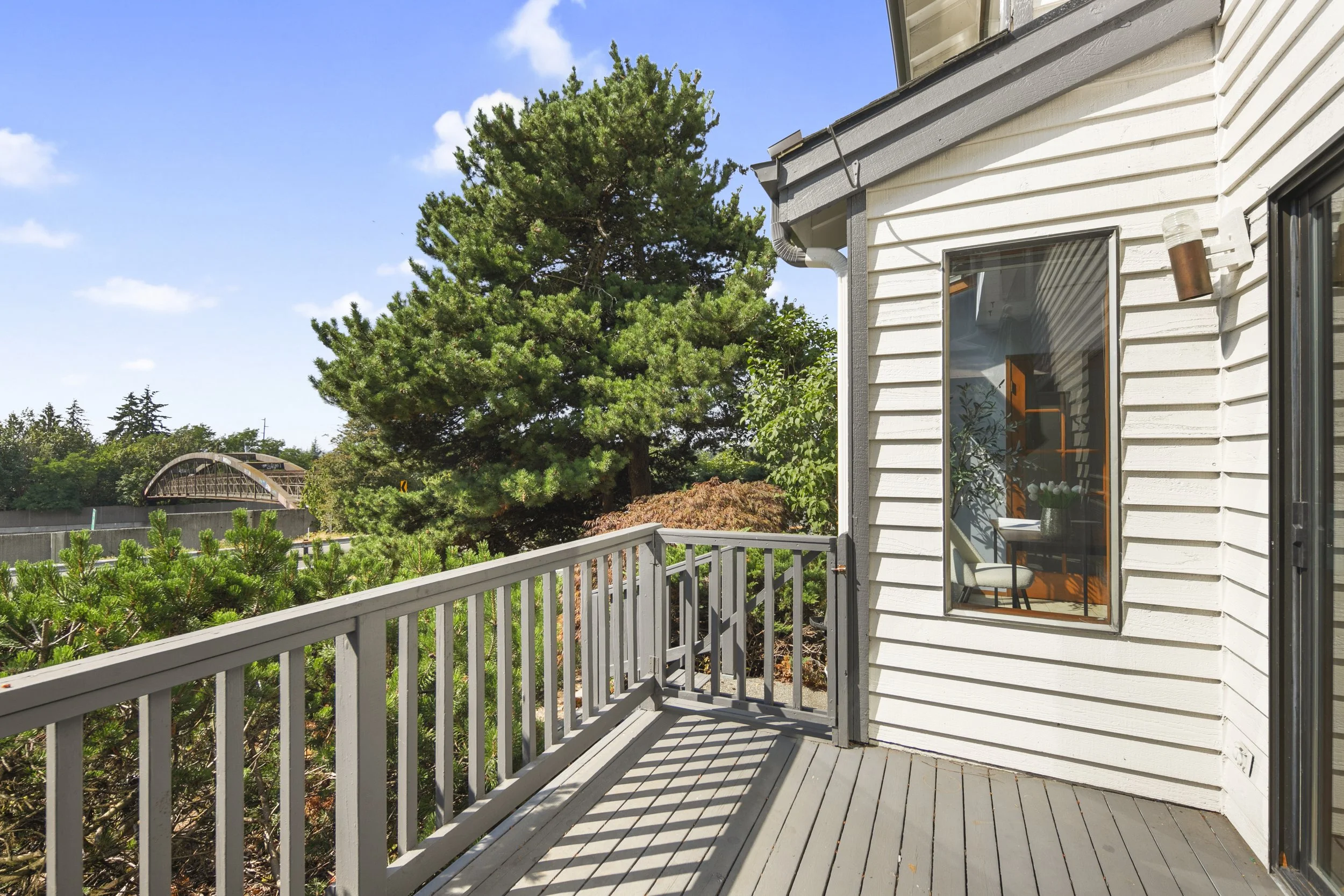 Kirkland Condo for Sale_1.jpg