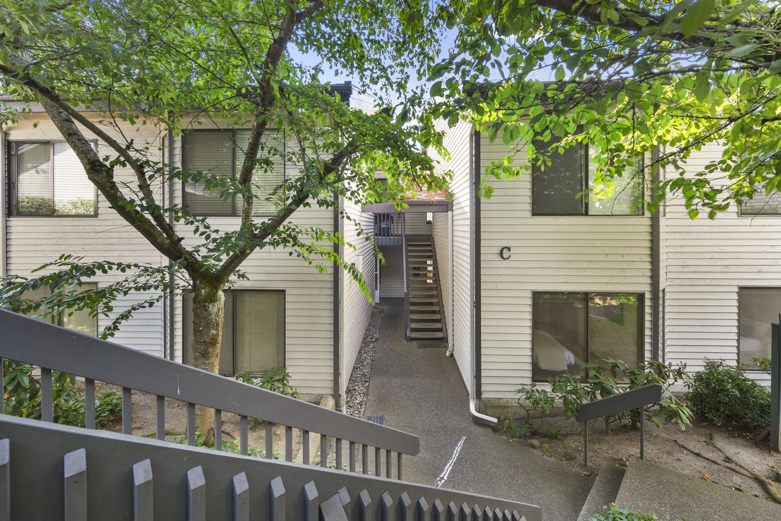 Condos for Sale in Kirkland.jpg