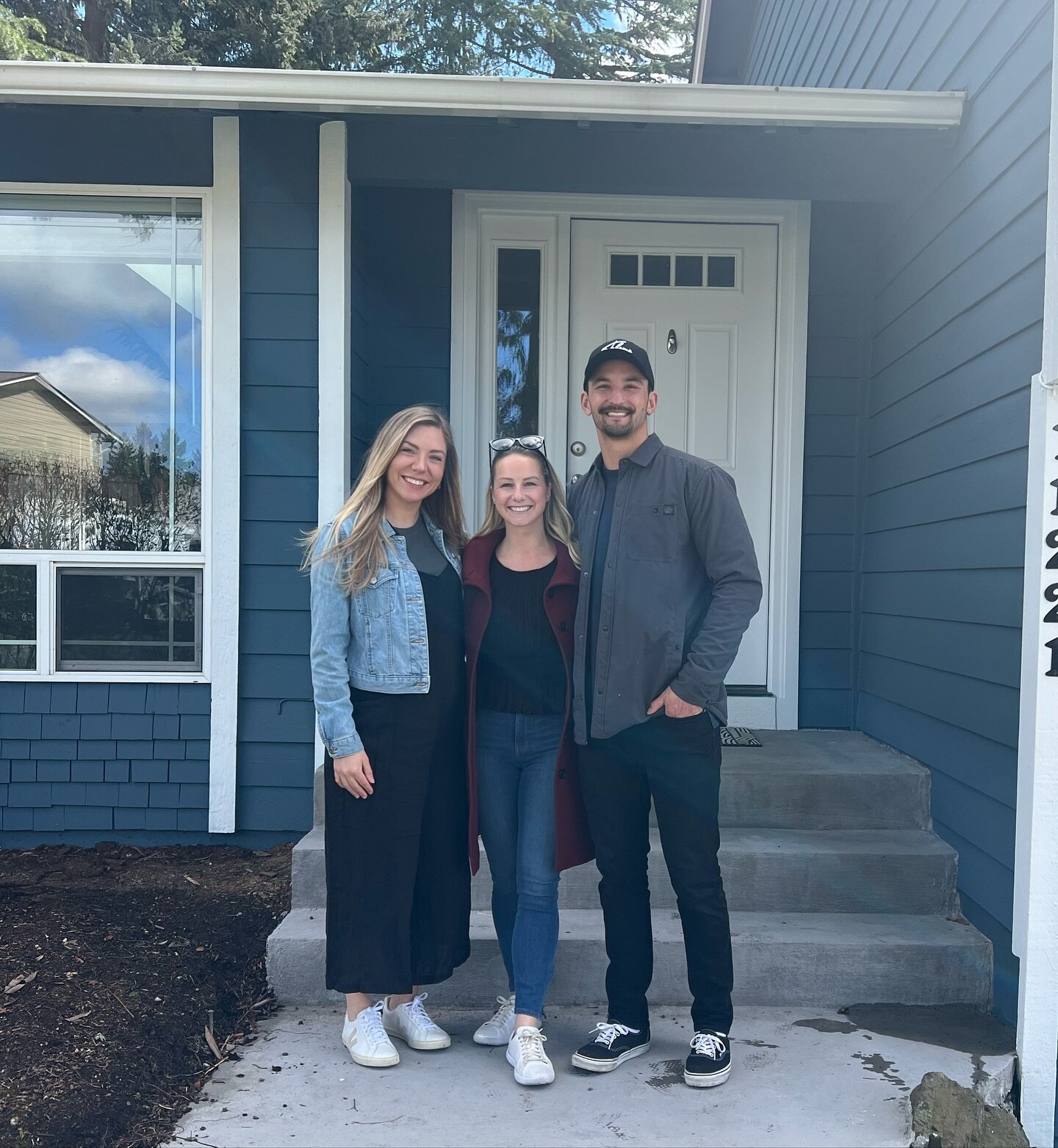 Today I get to give the keys to not only my clients, but now my friends 🙌 I couldn&rsquo;t be happier for this deserving couple! 

This is such a great part of the business - it bringing relationships together that are bound to last for a long time.