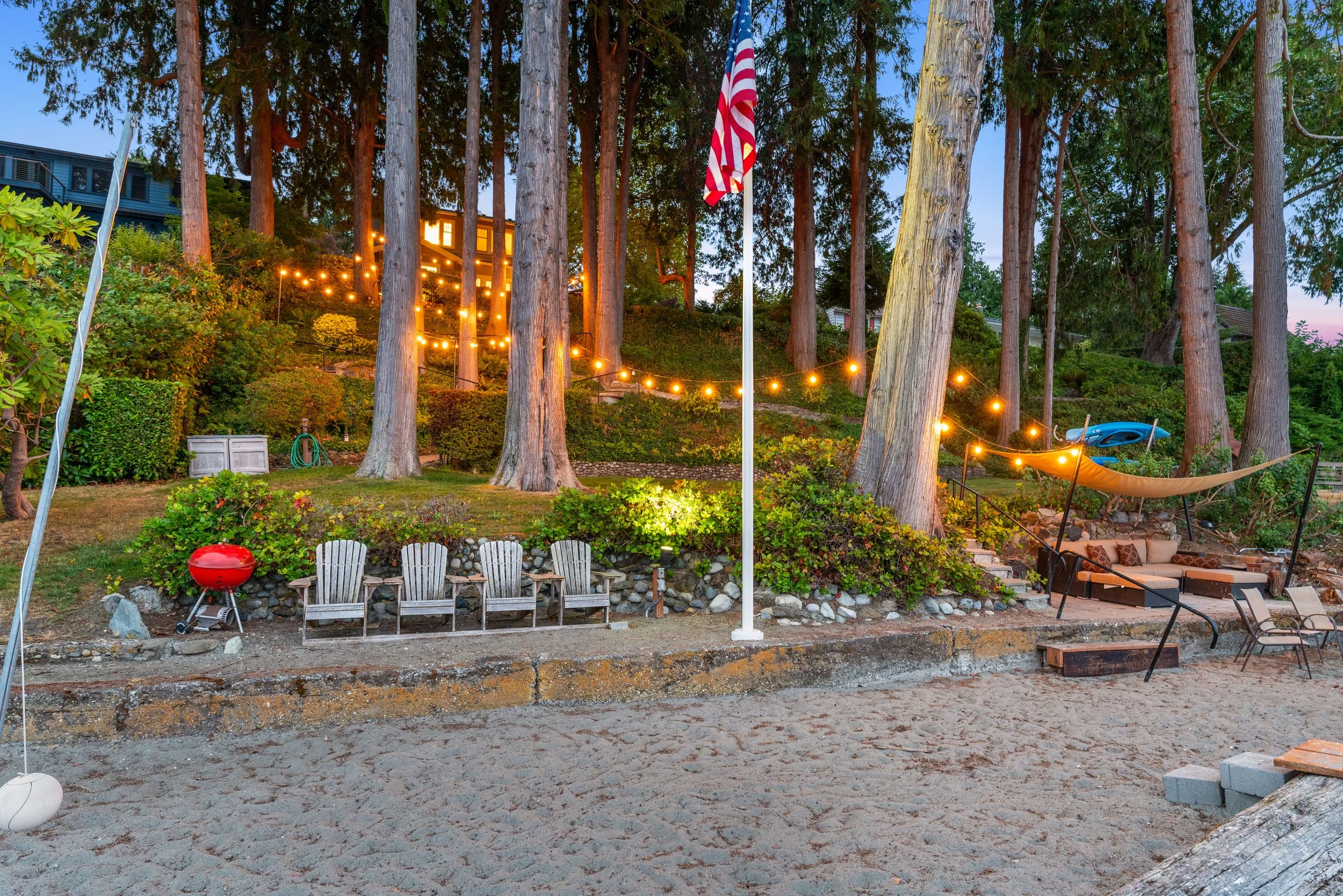 Seattle Beach House for Sale.jpeg