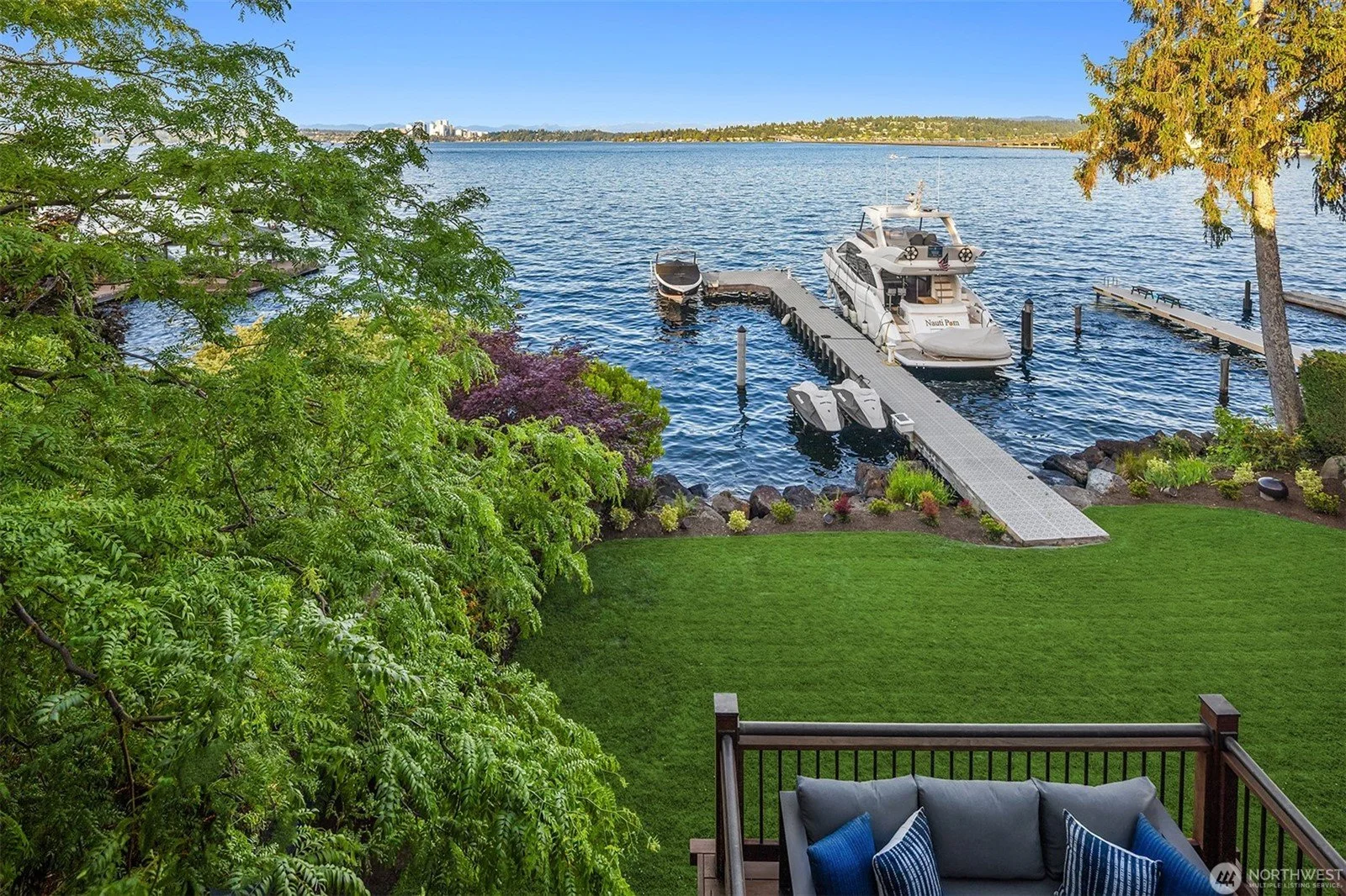 waterfront properties for sale seattle.jpg