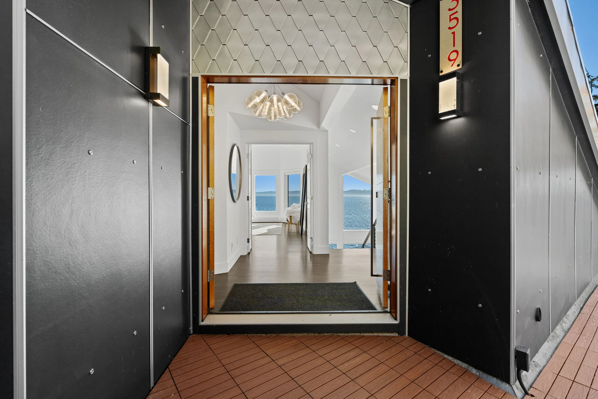 waterfront homes seattle wa.JPG