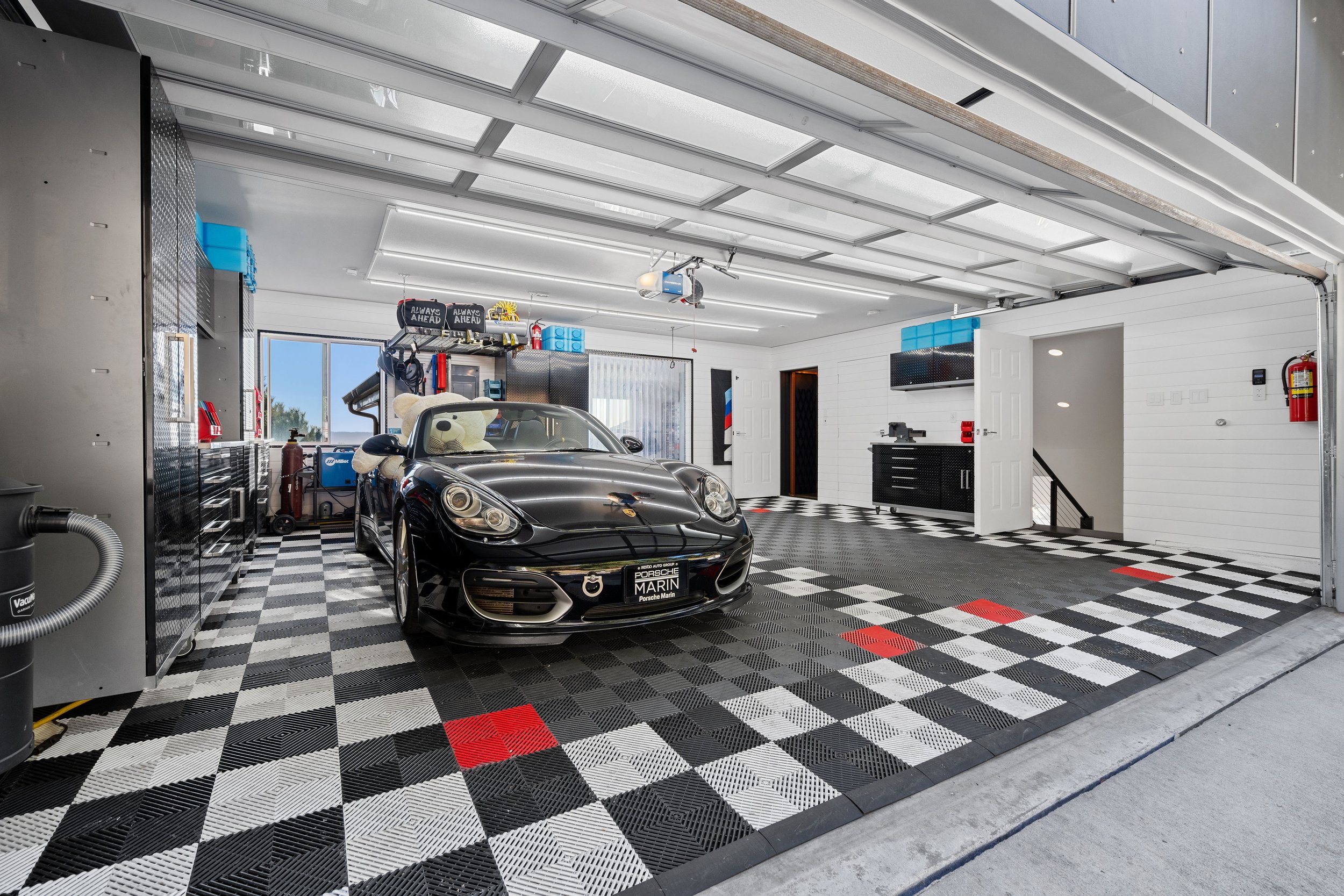 waterfront homes seattle.JPG