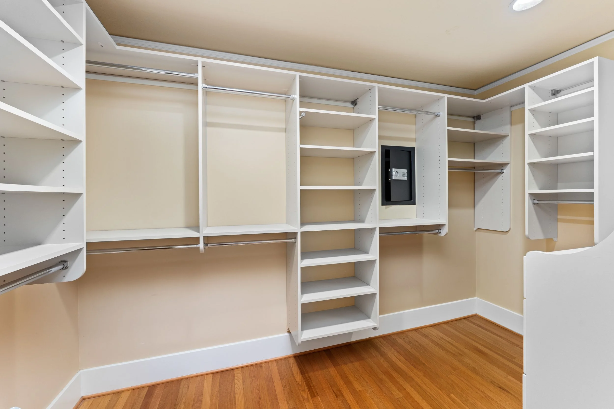 Beach Home in Seattle for Sale.jpeg