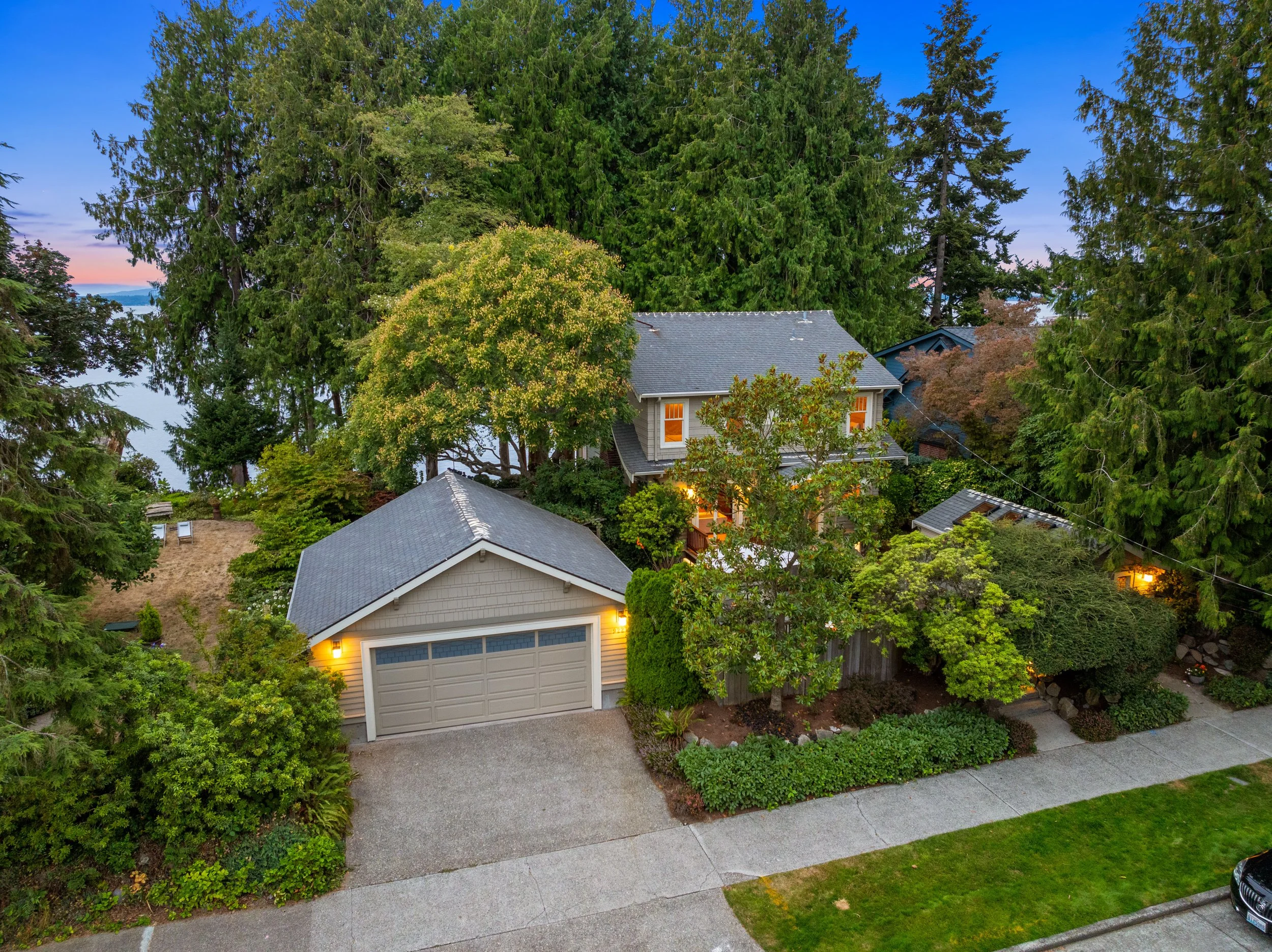 Seattle WA Beach House for Sale.jpeg