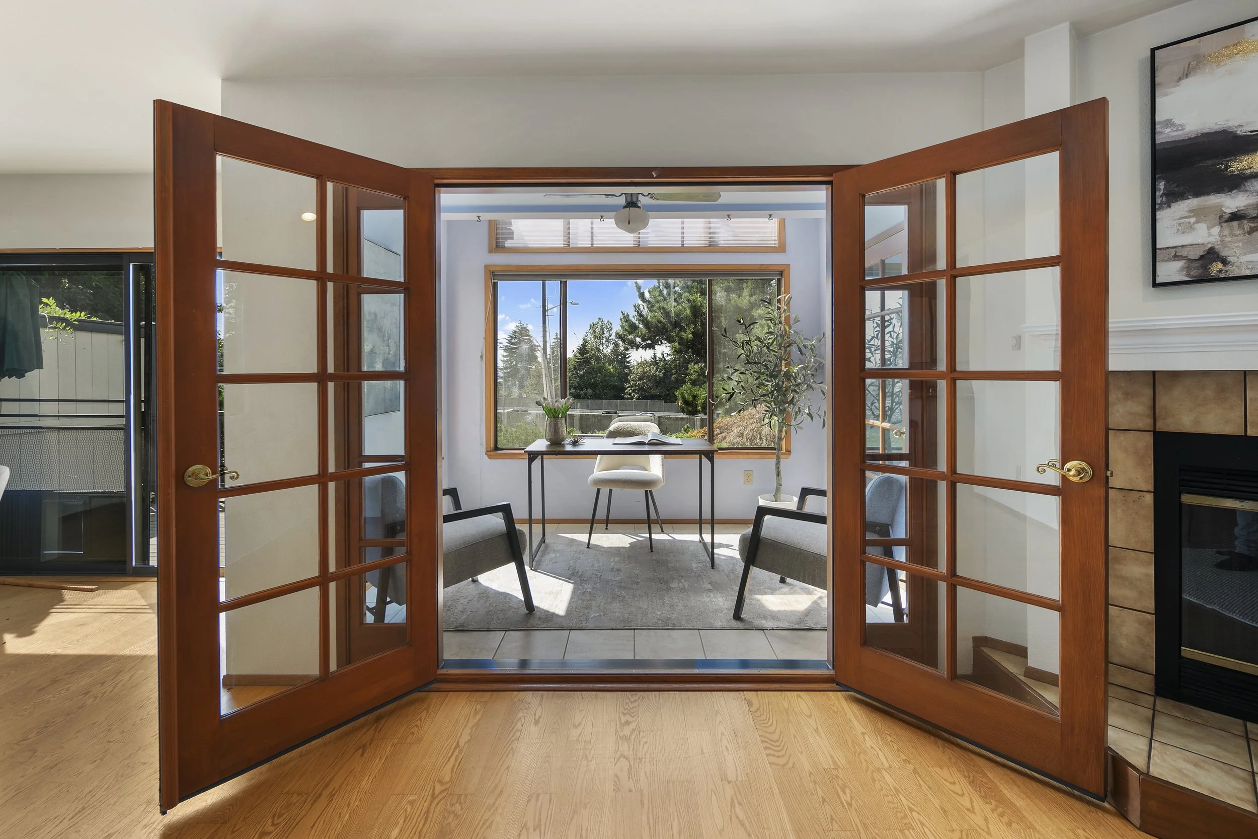 Kirkland Condo for Sale_5726.jpg