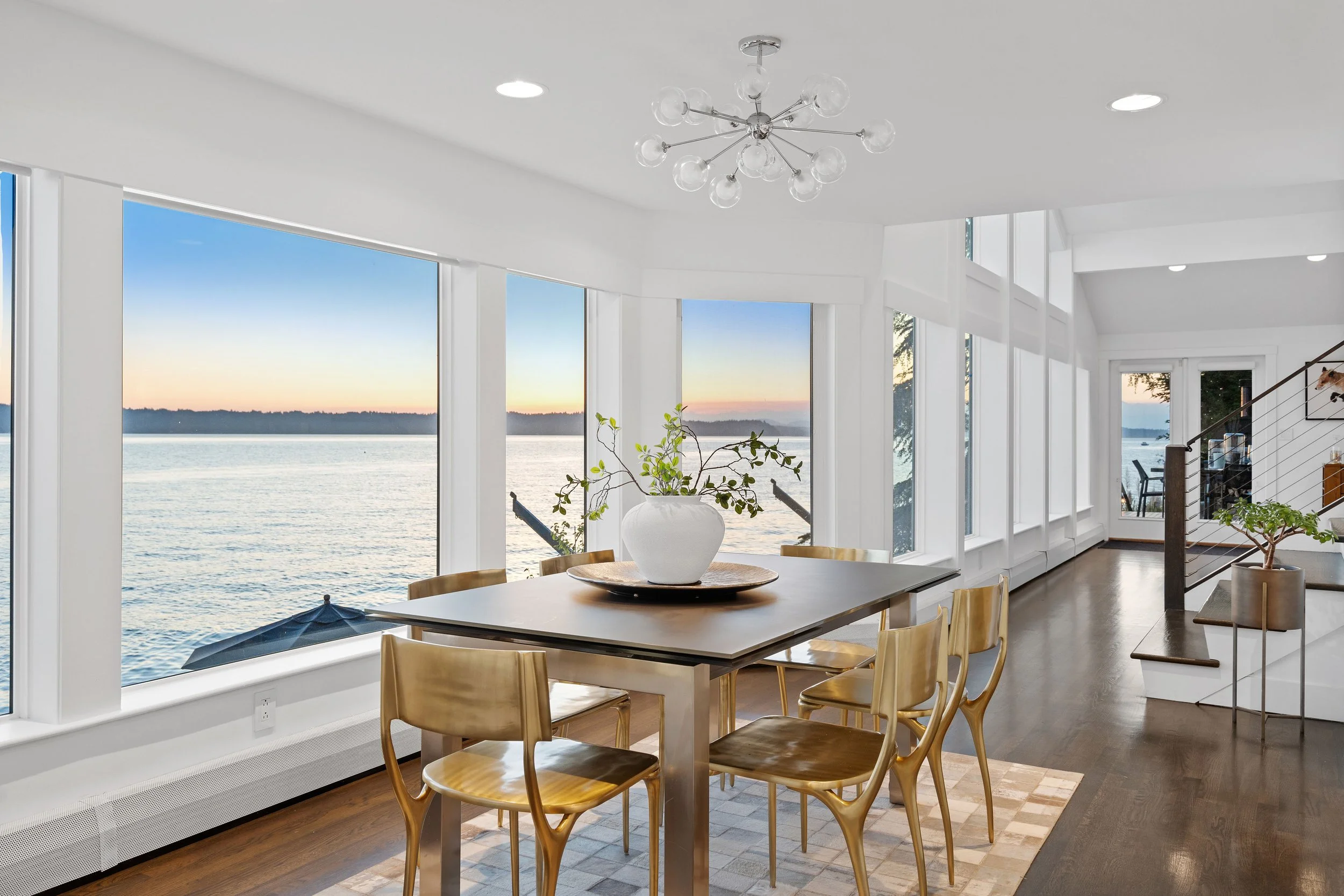 luxury waterfront properties seattle wa.JPG