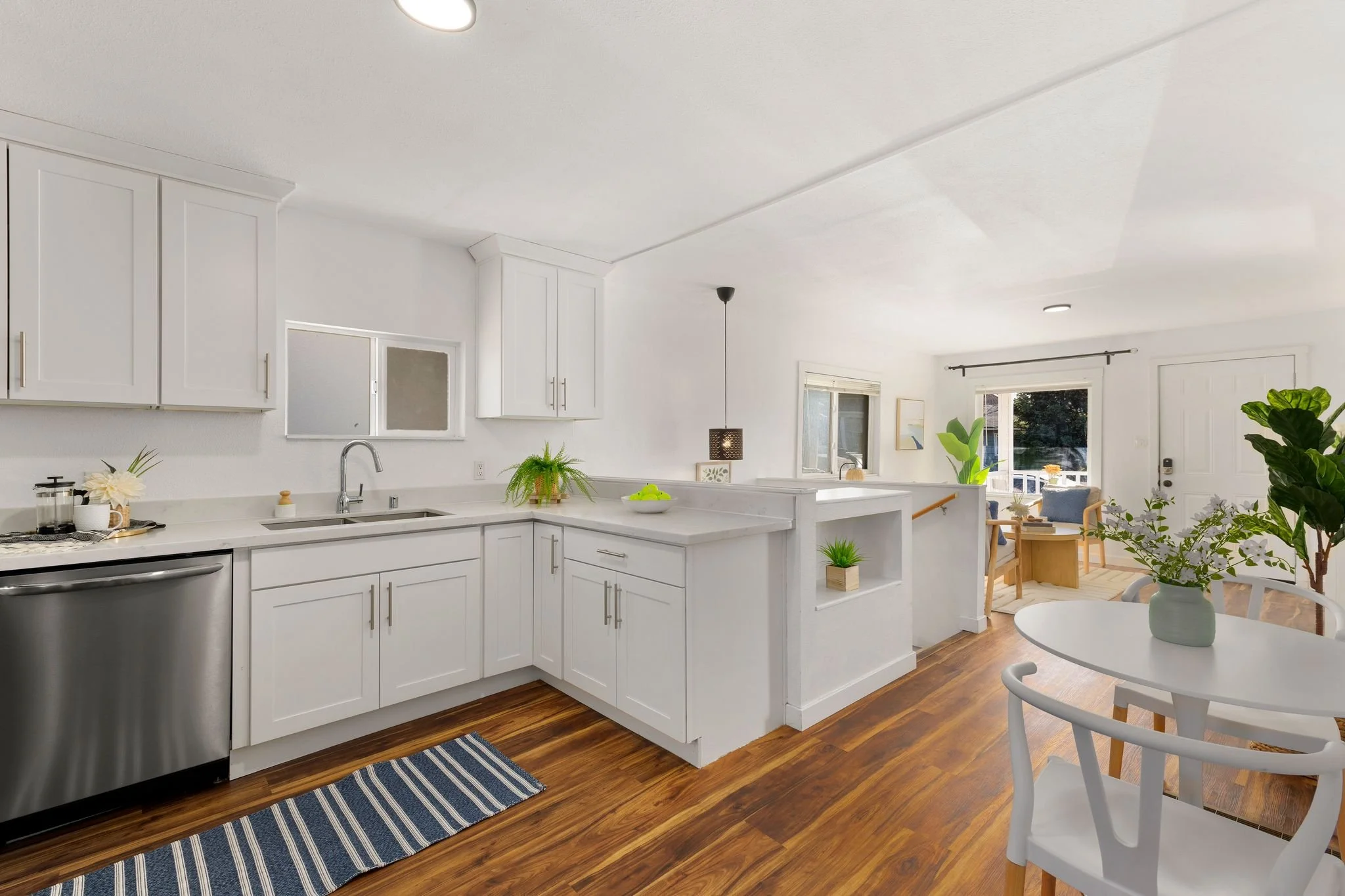 listing agents in kirkland, washington.jpg