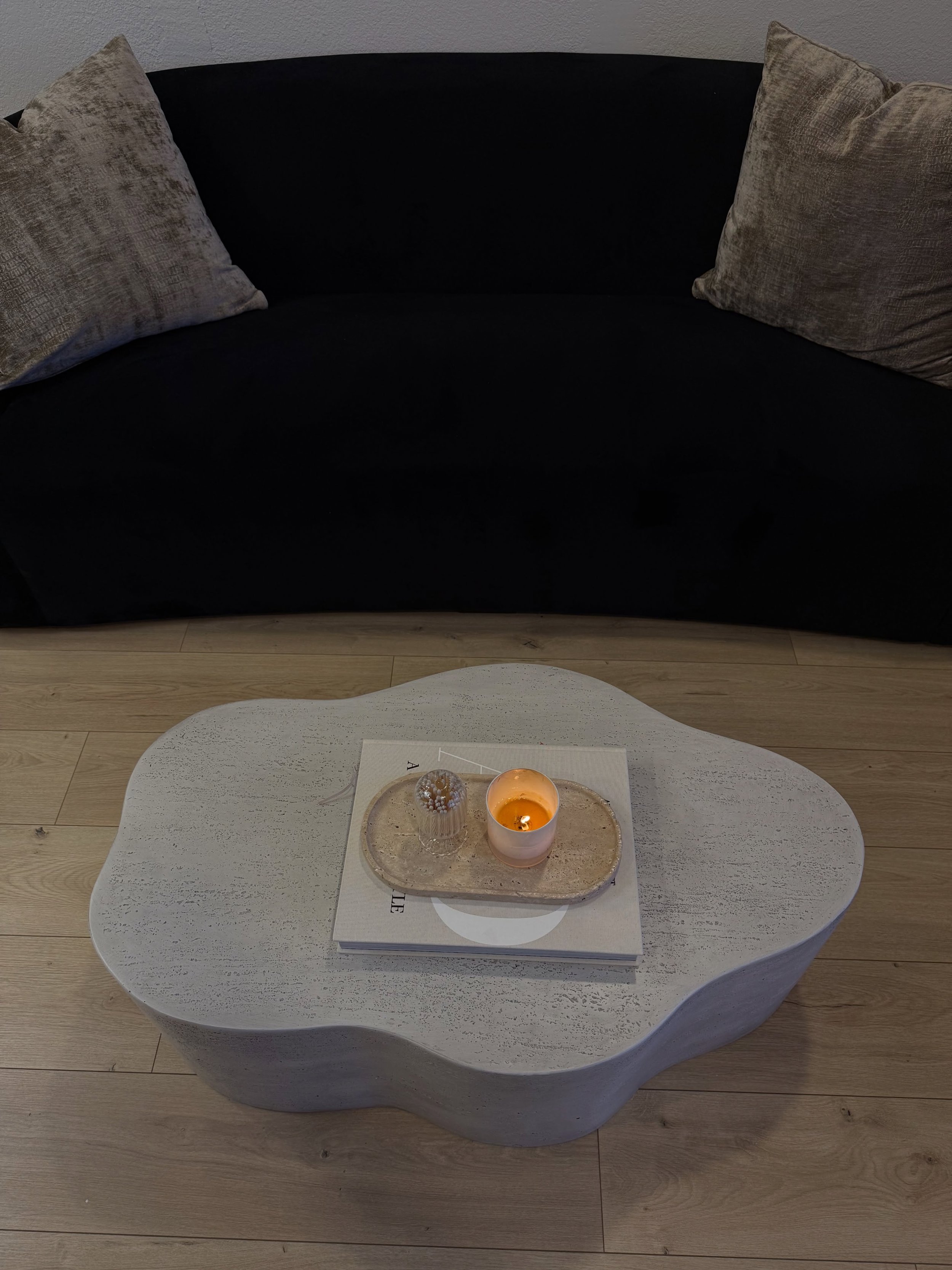 Same warm, welcoming space you love &mdash; just a few new details to make it even more special. 🖤 Can&rsquo;t wait for you to see it!

📍 The Skin Studio by Zo | Wichita Falls, TX
Text BOOK to 940-223-0246 or tap the link in bio 🤍