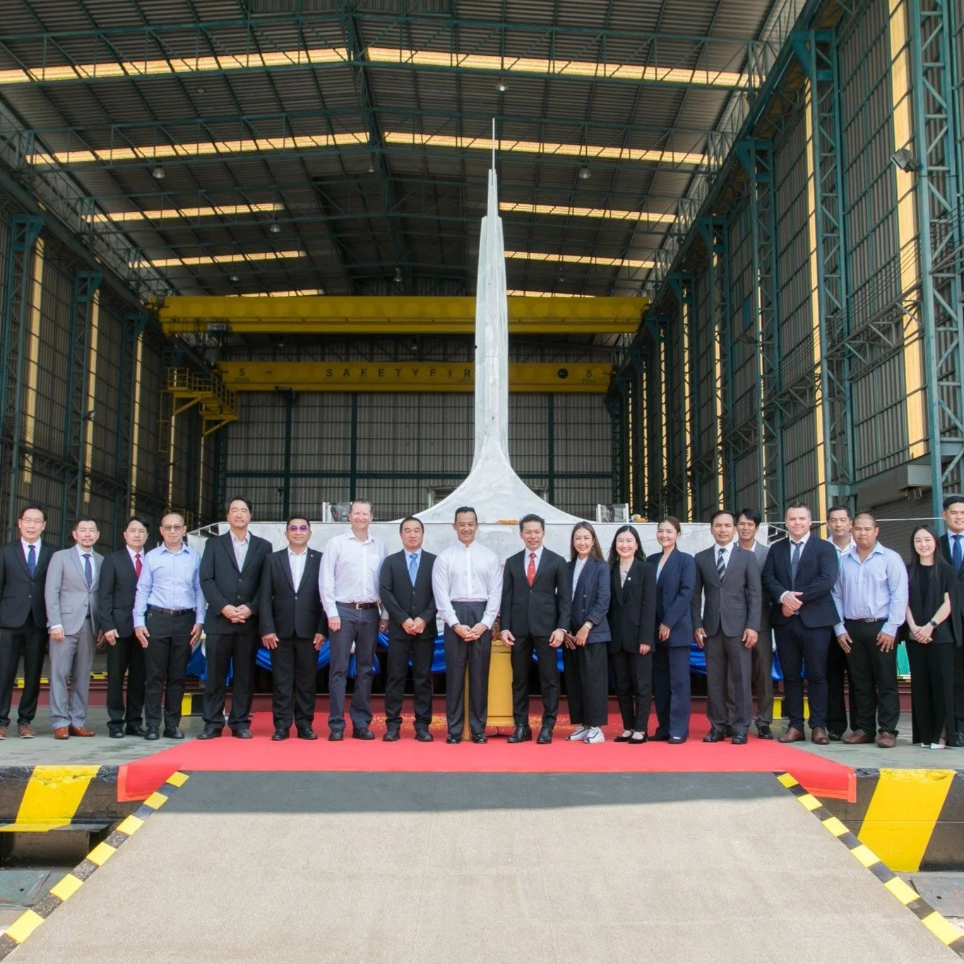 Earlier this week we had the pleasure of attending the keel laying ceremony of the WIND Flyer Trimaran Fast Crew Boat at Marsun Public Company Limited in Bangkok, Thailand.
This latest trimaran is designed by Wind Naval Architects in collaboration