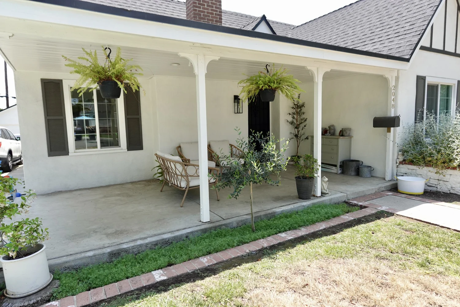 How To DIY Your Front Porch - Awesome Brick Makeover — The Simply ...