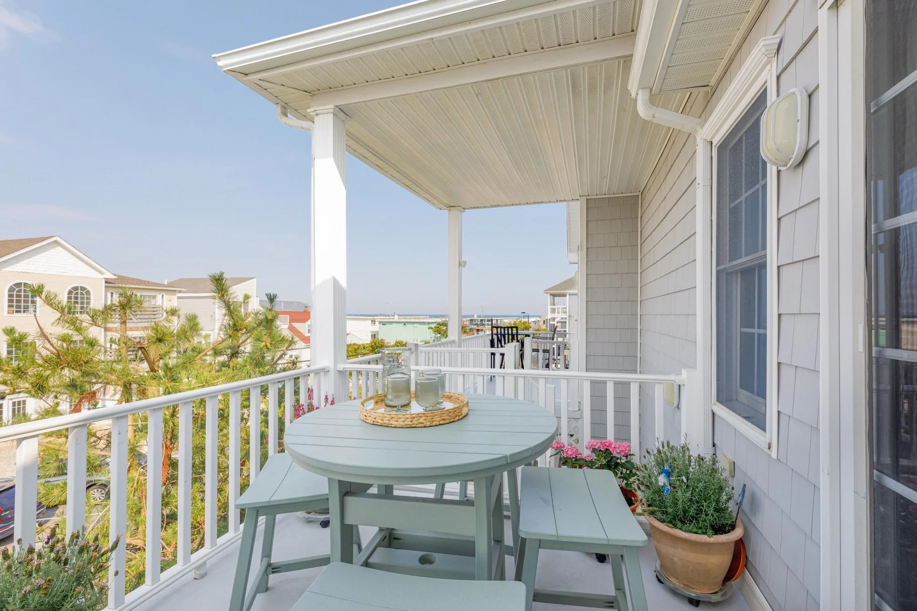 FOR SALE

🌊 Beach Block Living Under $700K? Yes, It Exists.

📍300 E. Leaming Ave, Unit C
  Wildwood, NJ 08260

List Price $689,000

🏡 Open House
📅 Sunday, July 26
⏰ 11:00 AM &ndash; 1:00 PM

A rare opportunity to own a 3-story beach block townhom