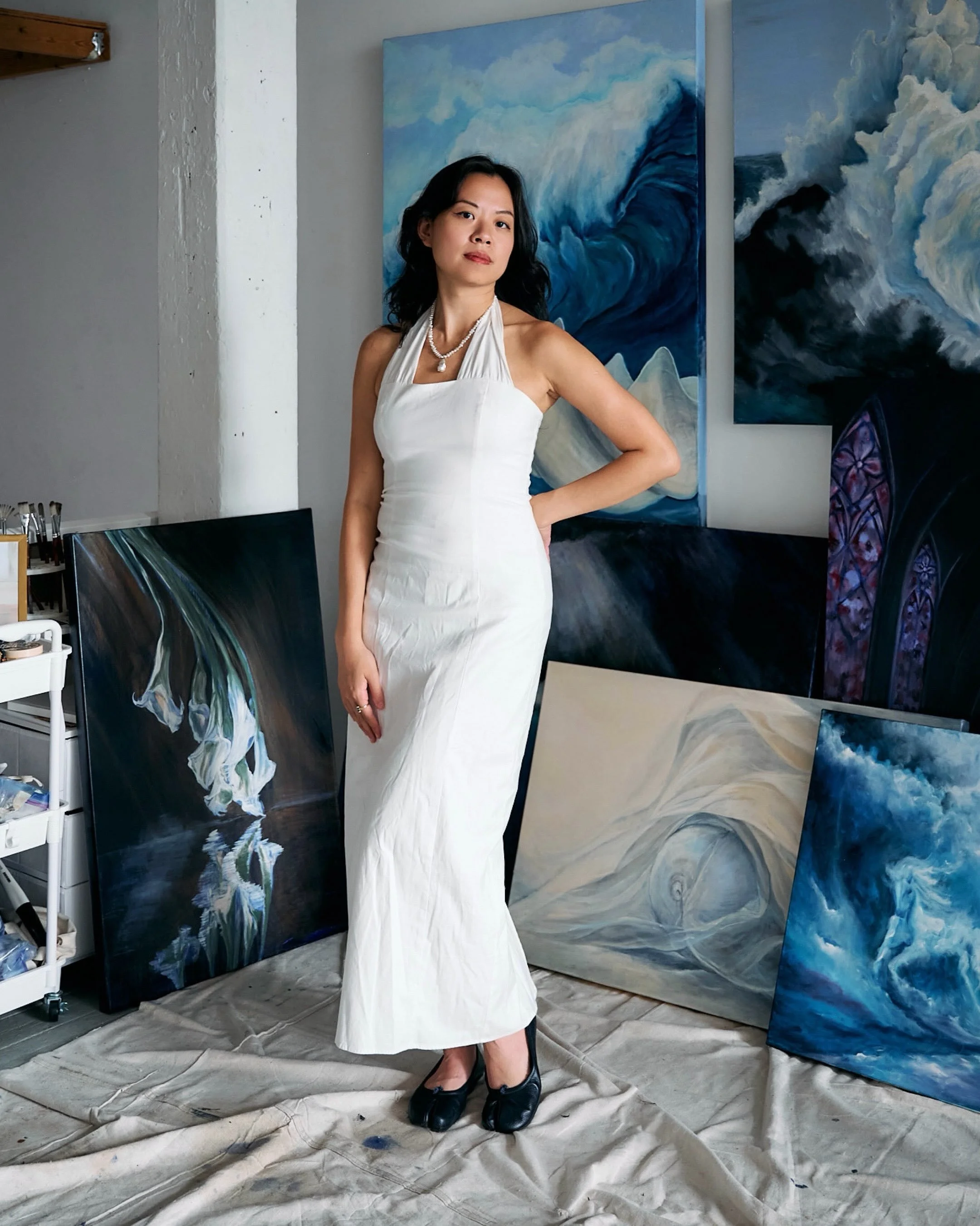 Pam Y. Rim

A self-taught oil painter based in NYC, Pam draws inspiration from her faith and personal experiences, bringing so much thought and feeling into her work.

Her path to becoming a full-time artist is a unique one. She originally studied en