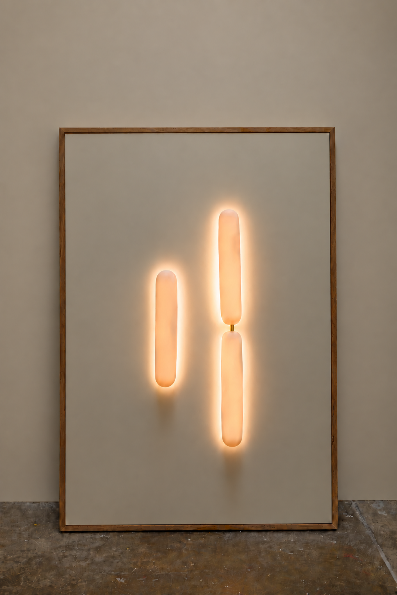 Pallas Sconce Elongated Light Studio Enti.png