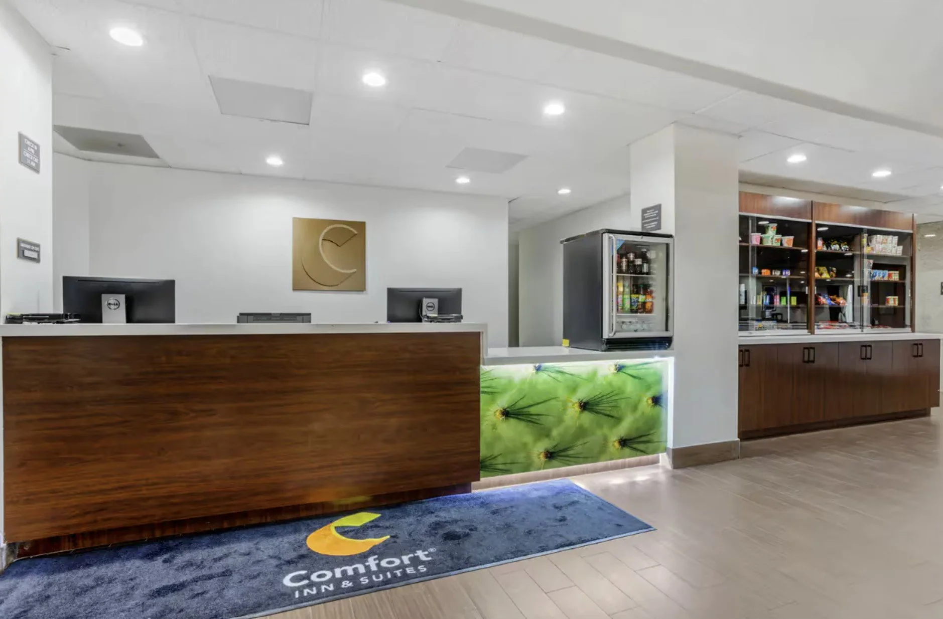 lobby-2.jpg