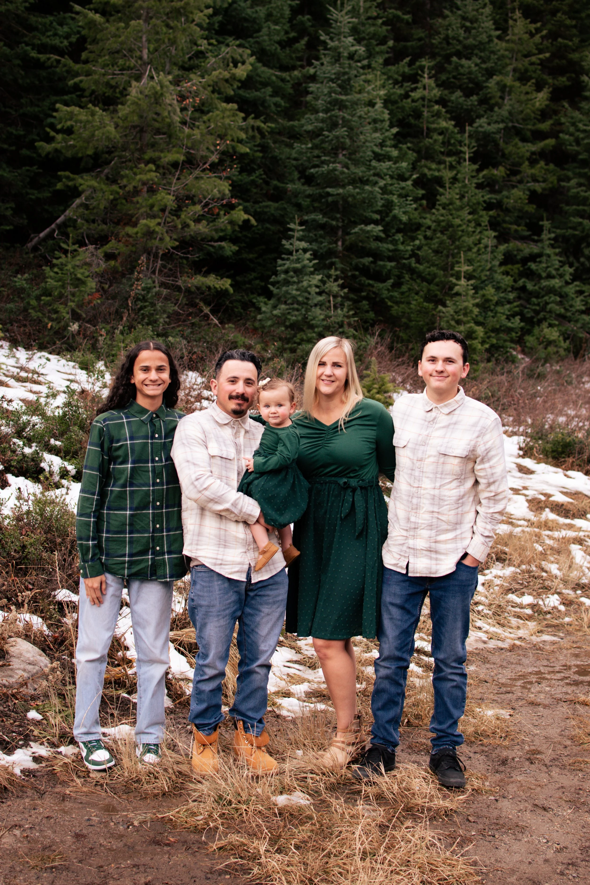 Daniel Family-007.jpg