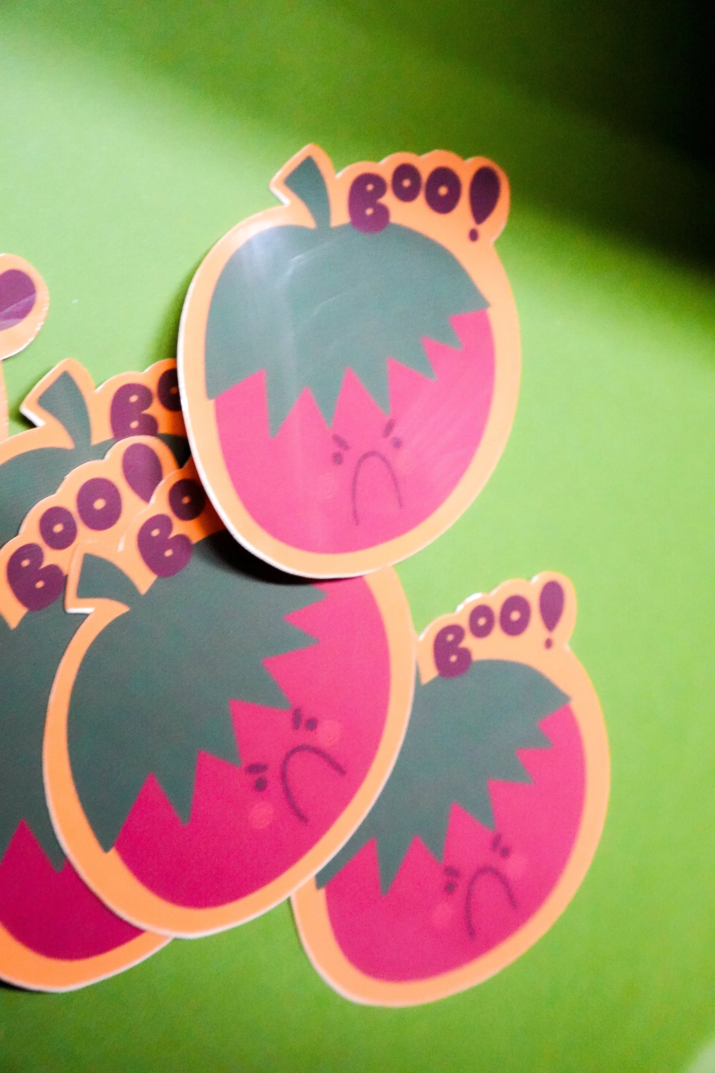 Boo Tomato Productpic2.JPG