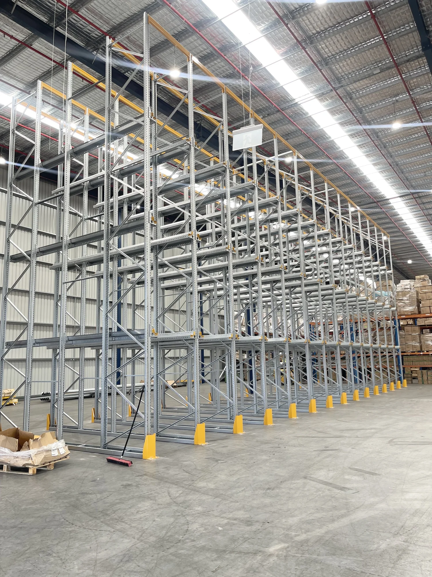 Installation Contractor Queensland Australia — Drive in pallet racking ...