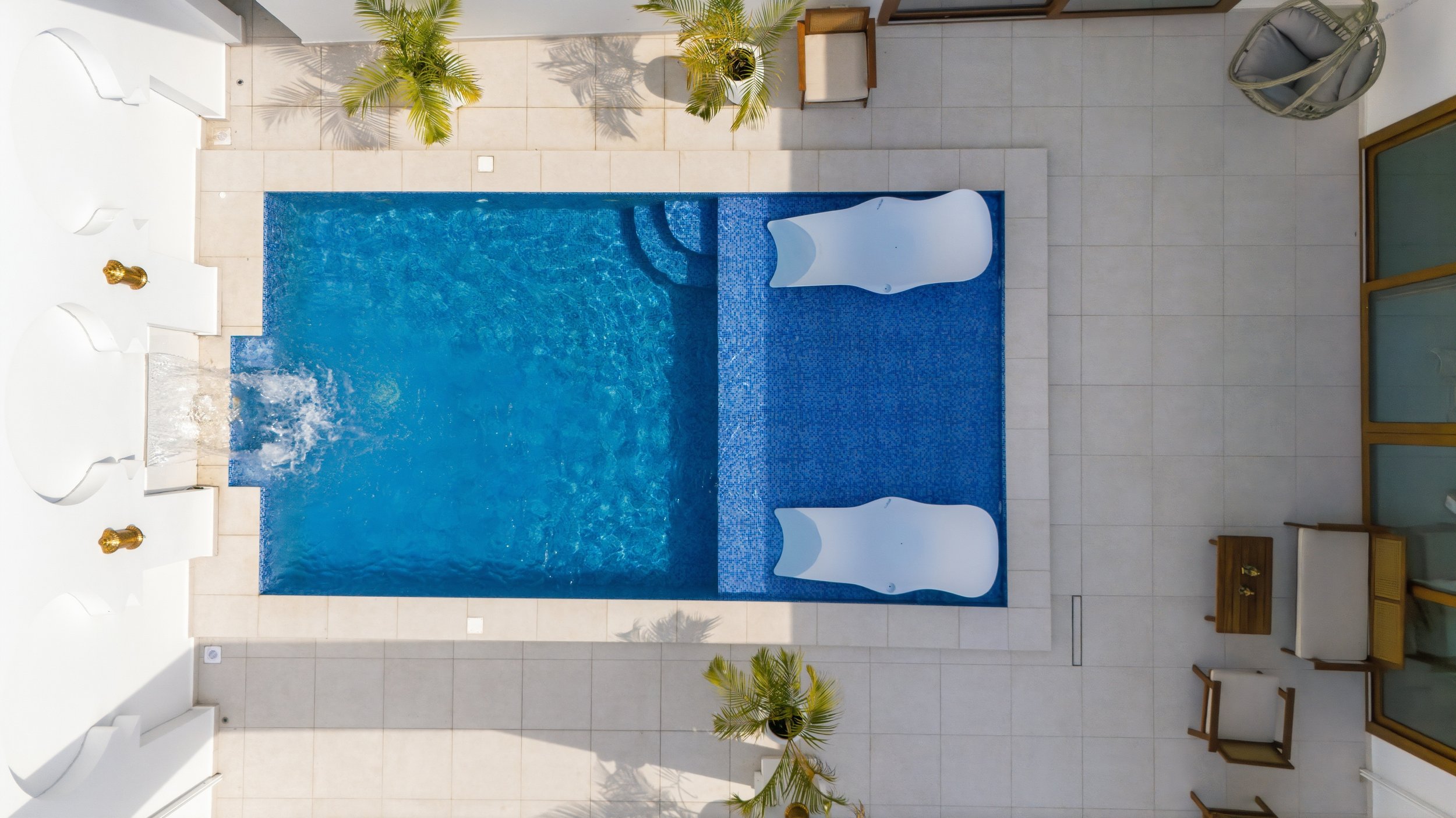 Pool Drone Birds Eye.jpg
