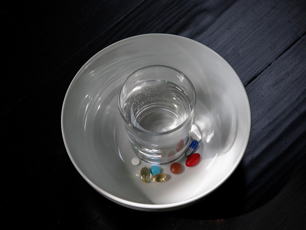 37c - 9J8A0138 - pills in bowl - A3 print.jpg