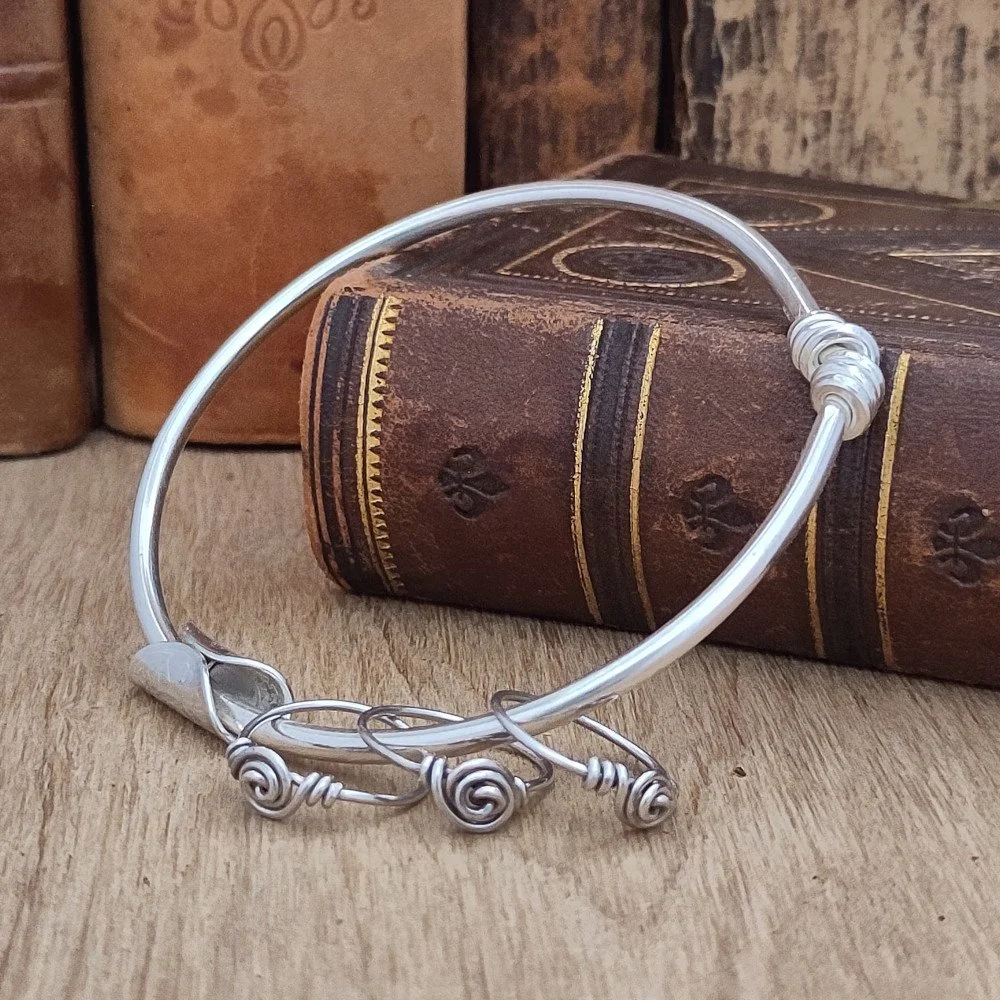 Vikingararmband - med bling.jpg