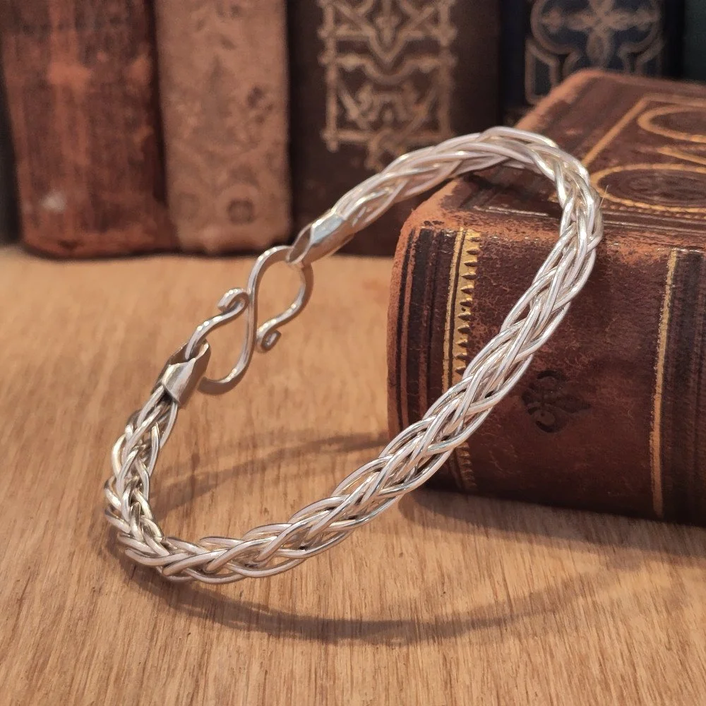 Rund fläta, 8 trådar - 16 cm