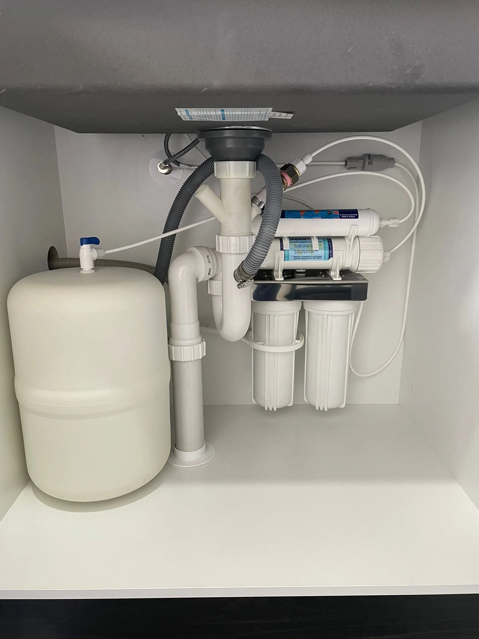 Under Sink Reverse Osmosis system Filter Replacement