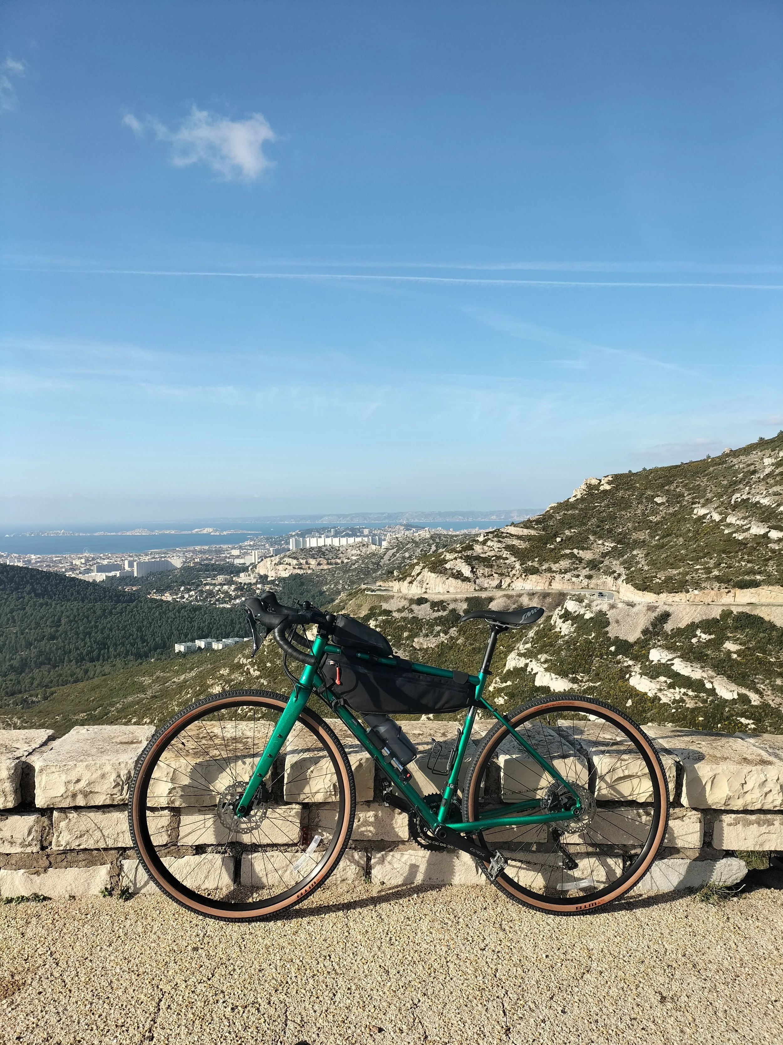 Parcours gravel autour de la cité phocéenne