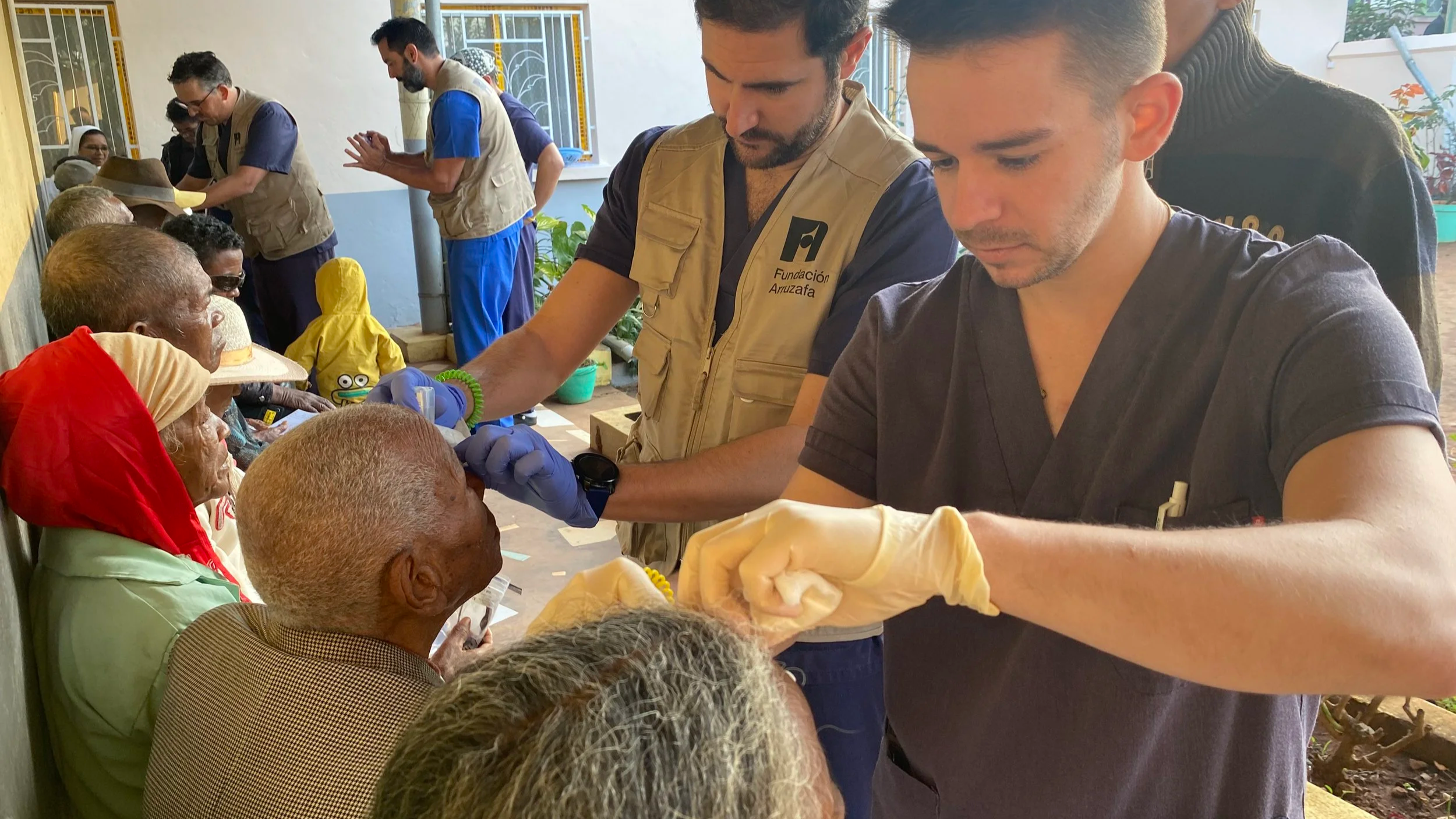 Madagascar X, aportación de material de última generación para intervenir quirúrgicamente al mayor número de pacientes