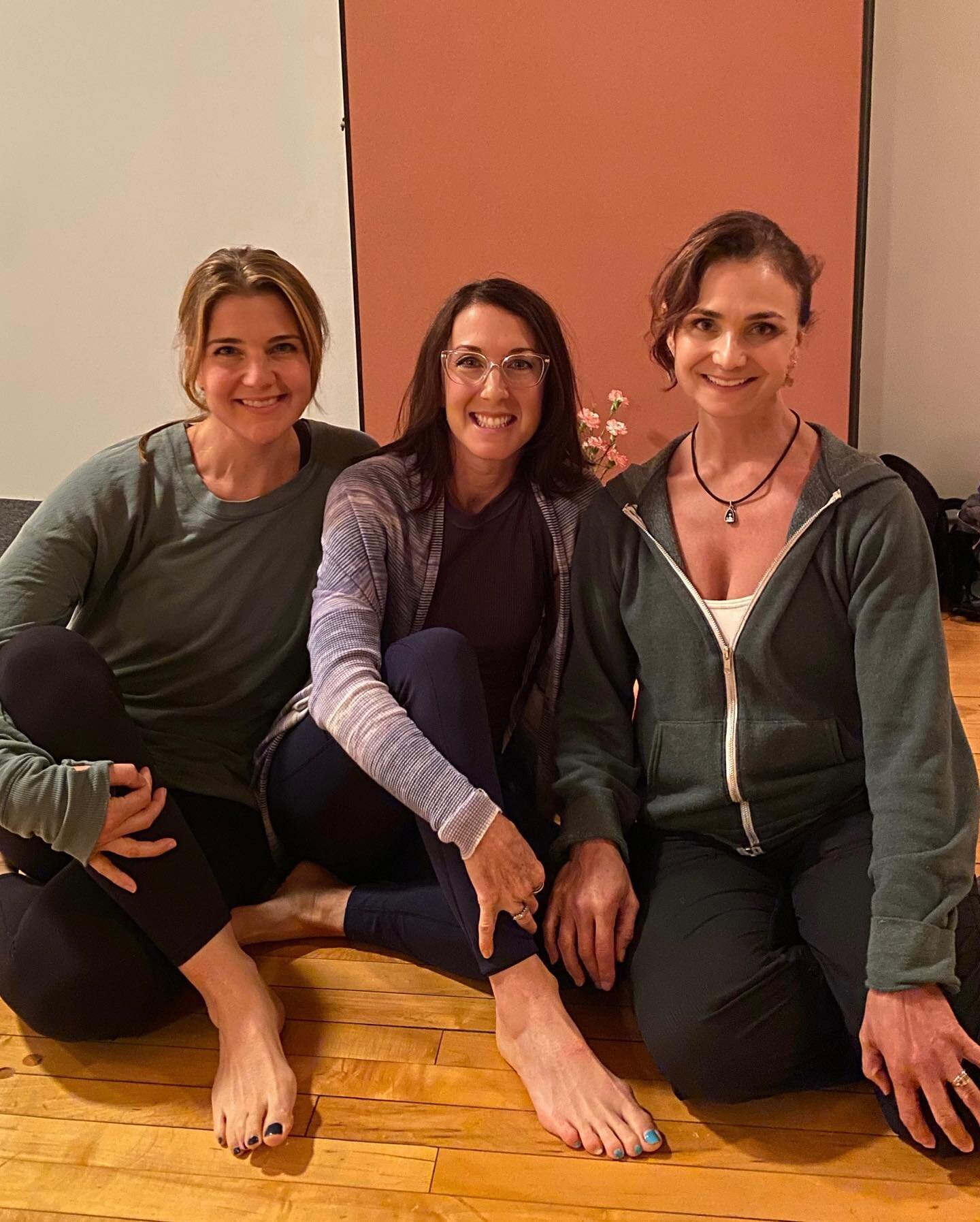 Wow!!! Teaching a full house of yogis and feeling the vibrant energy radiate through the room @lotusflower.cle while teaching with my dear friend @simplygrounded_annie in our friend Julie&rsquo;s beautiful yoga studio is not only beyond words but the