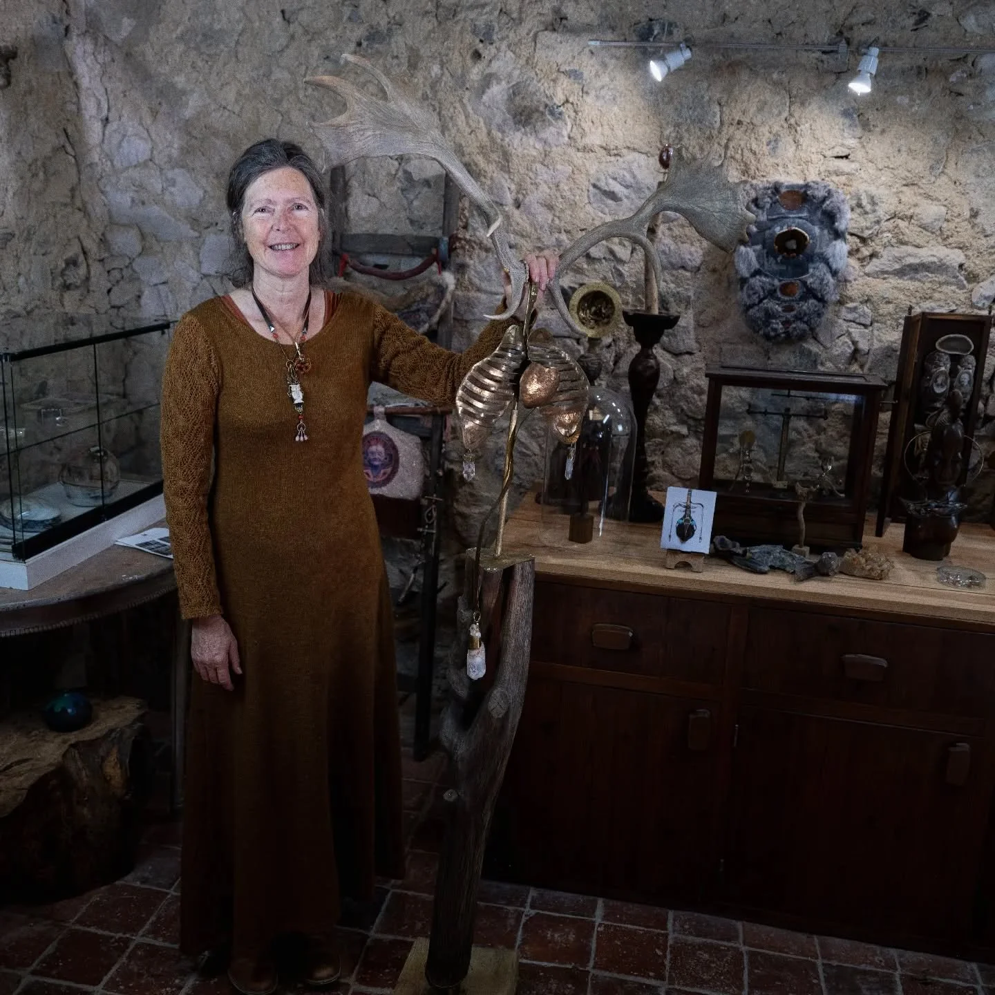 C&Eacute;L&Eacute;BRATION DE LA PLEINE LUNE
VOLLE MAAN VIERING

Chers tous, (Nederlands hieronder)

&nbsp;le 4 d&eacute;cembre, j'organise une rencontre aux Chambeaux.

&nbsp;Le matin, nous suivrons le rituel ancestral chamanique de la spirale de pie