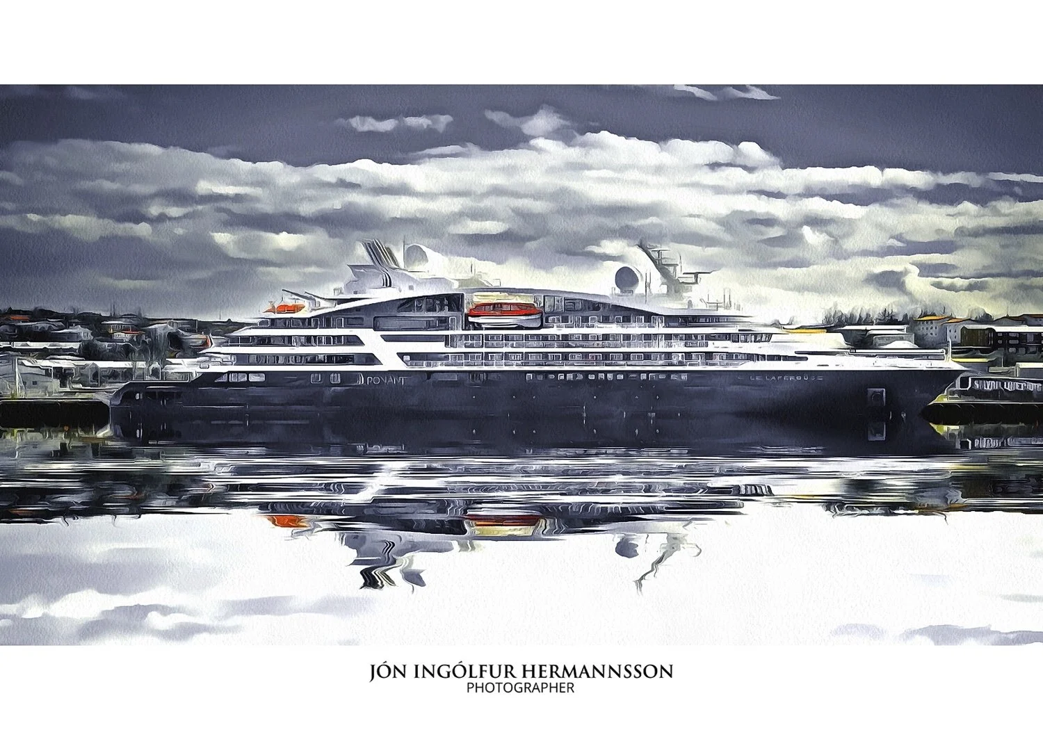 jon hermannsson photography cruzship and reflecion 2 1.jpg