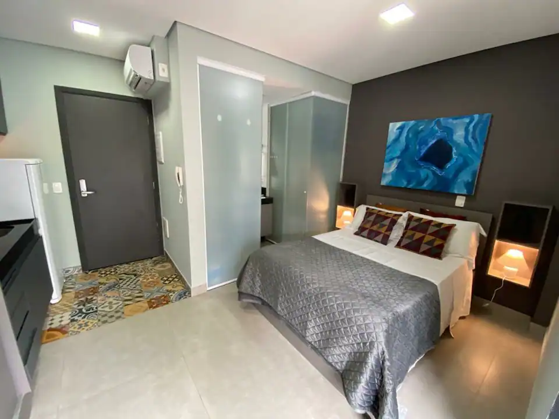 7f57e601-e77f-4203-97e9-3aff46e4ba6d 1.png