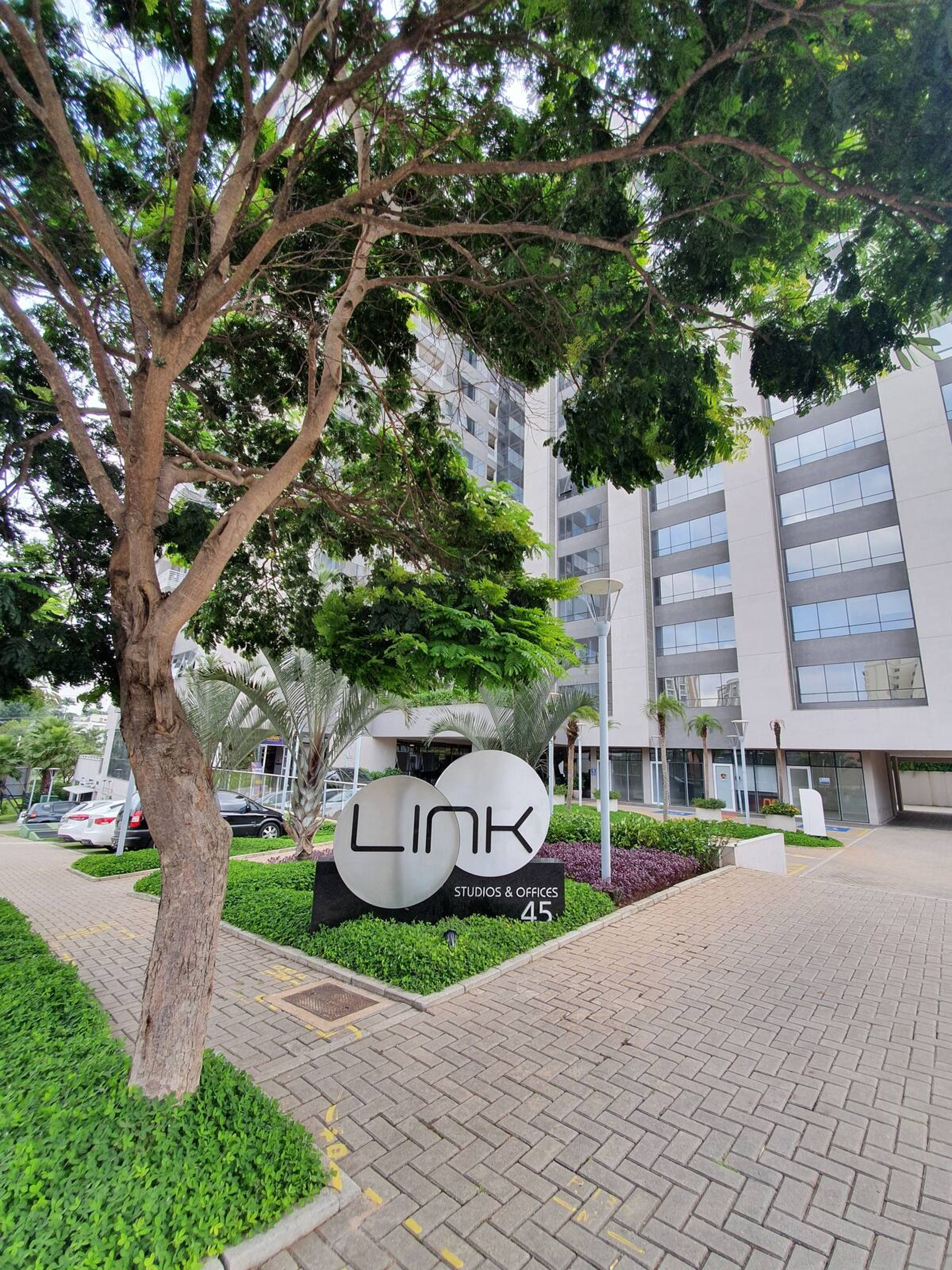 02e817a8-40fe-4422-ac76-4013c97c09c1 1.png