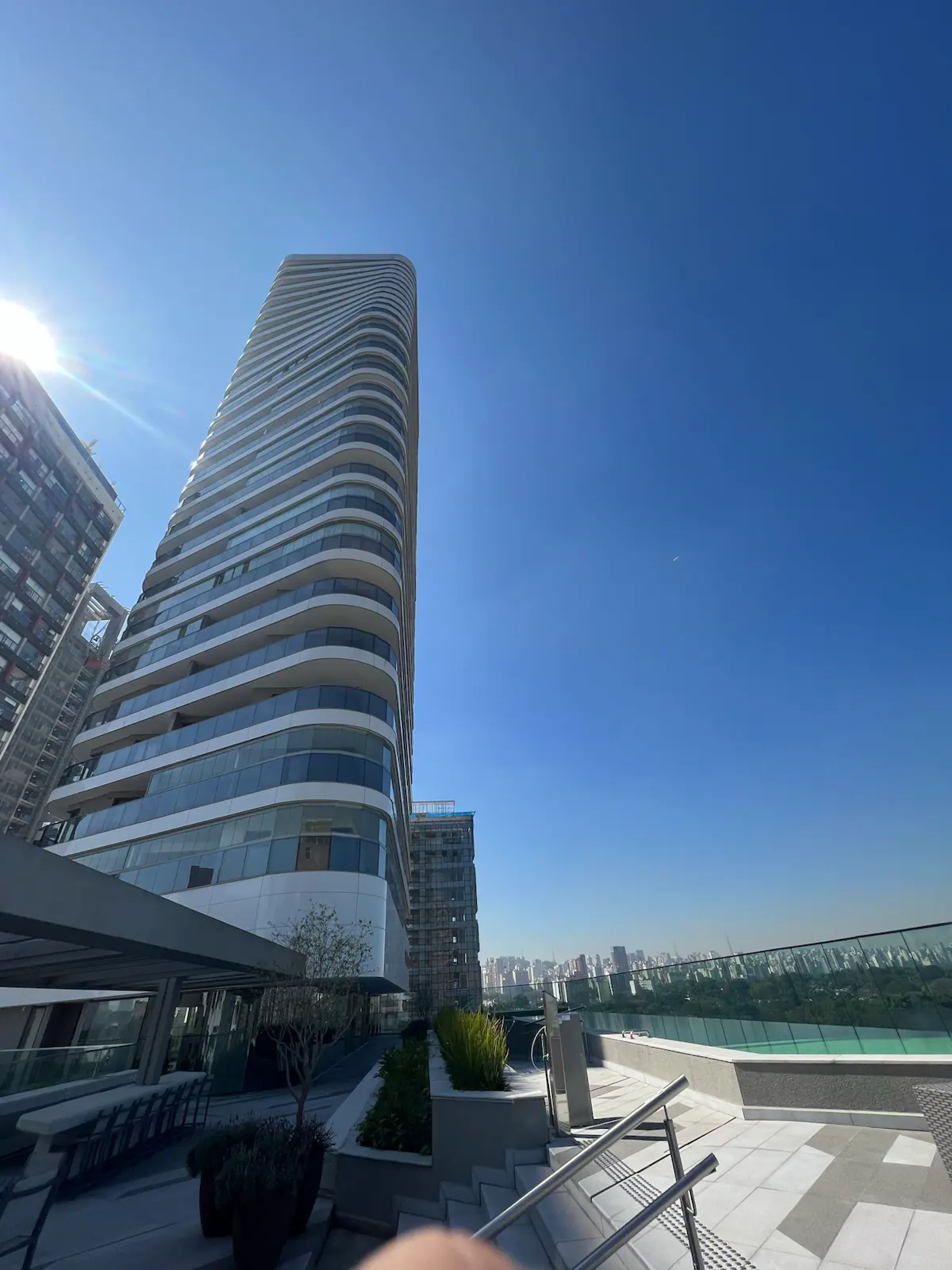 4f8c4723-639d-49ce-94f1-3833b7a1aa33 1.png