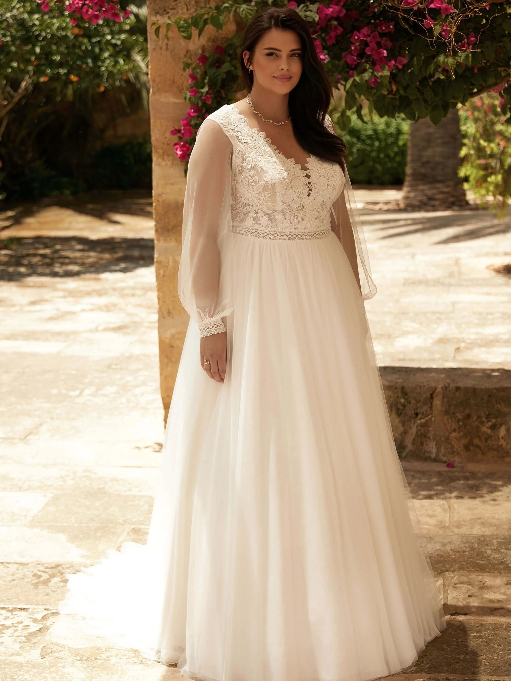 bianco-evento-bridal-dress-debora-plus-_1_.jpg