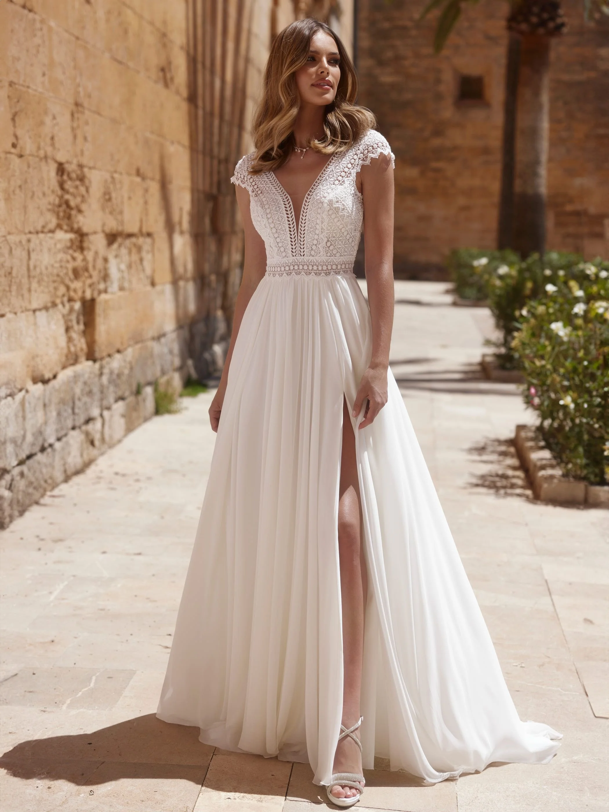 bianco-evento-bridal-dress-warys-_1_.jpg