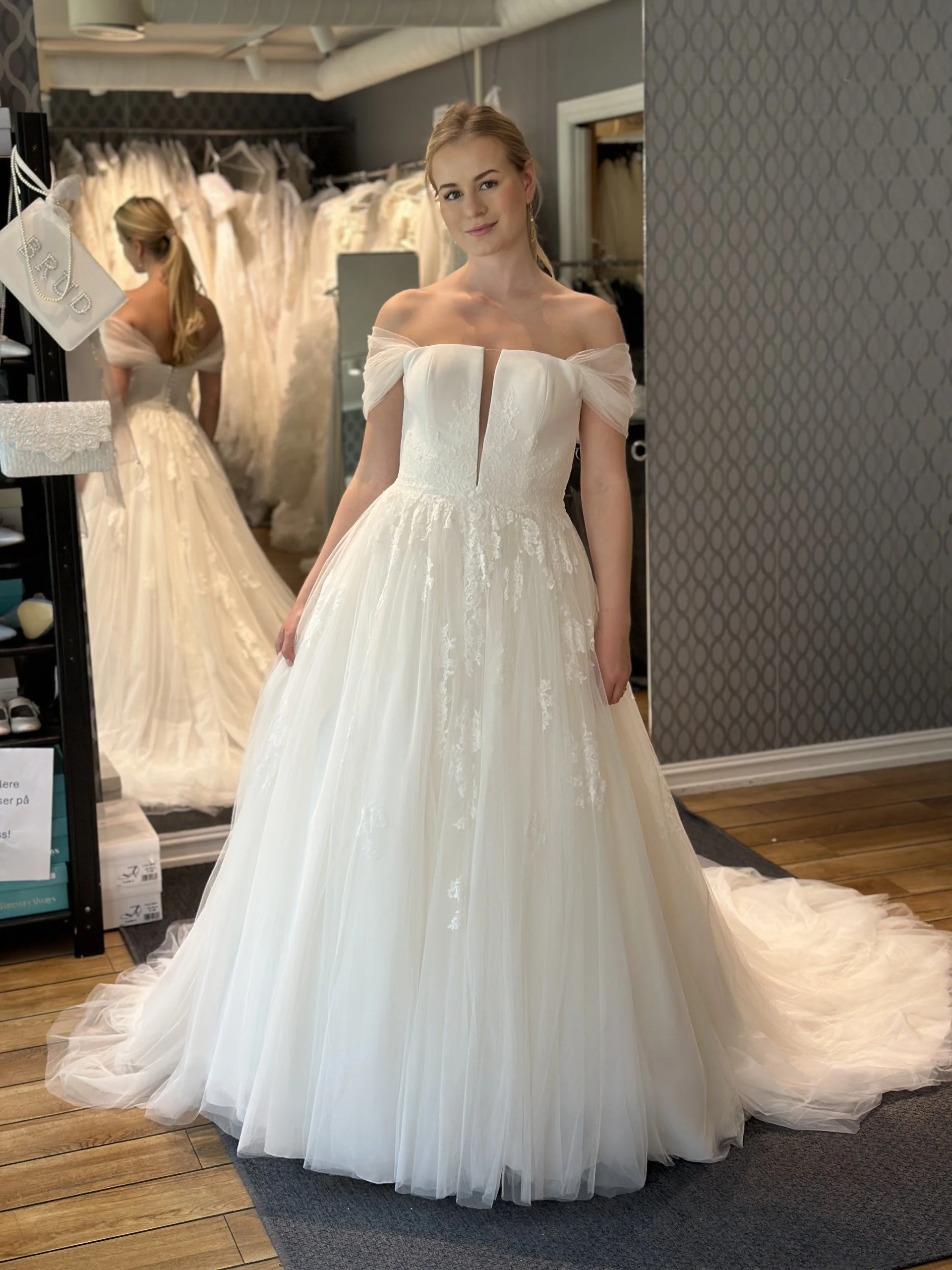brukt Pronovias brudekjole.jpg