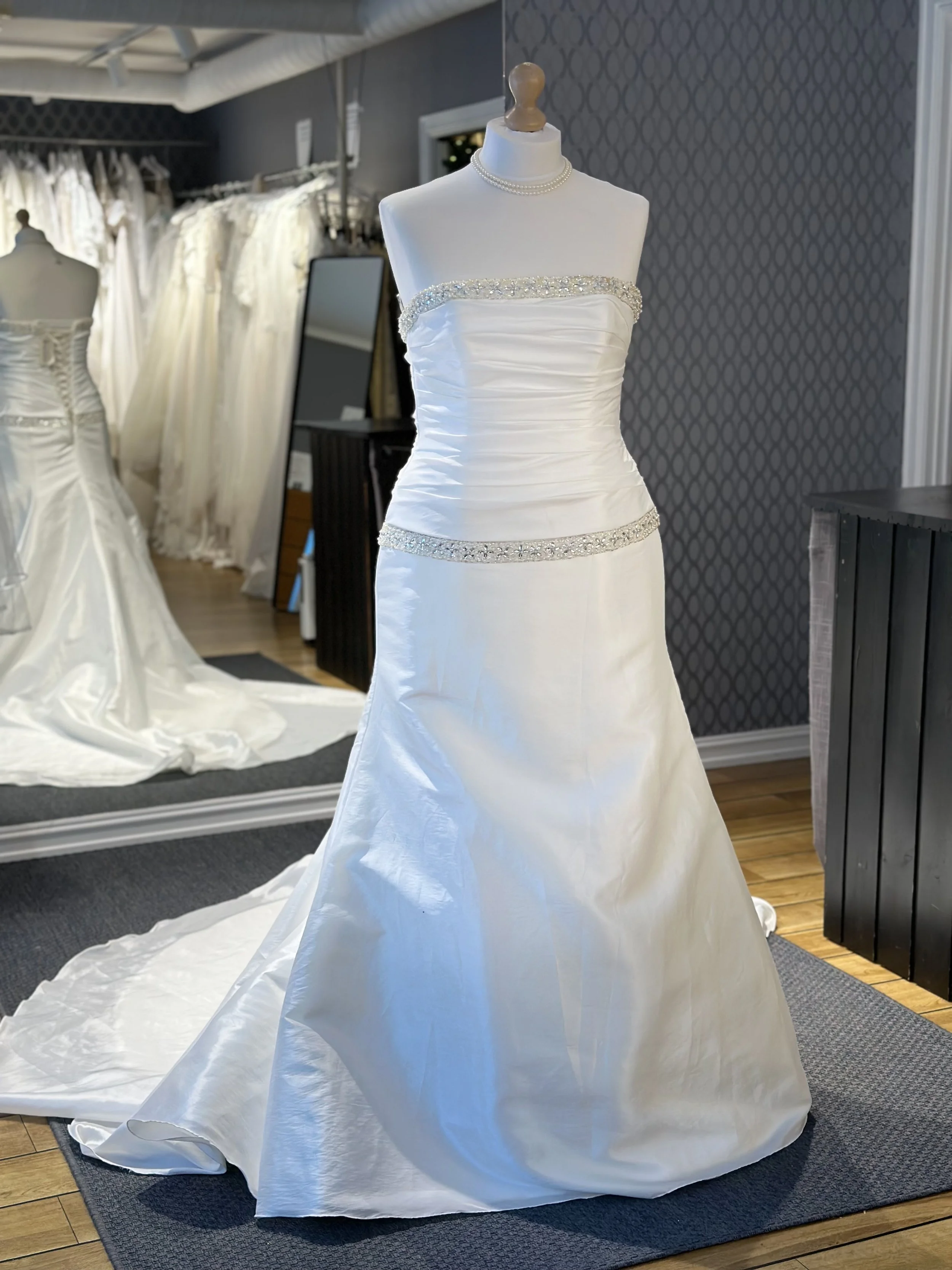 Maggie Sottero str. 42-44.jpg