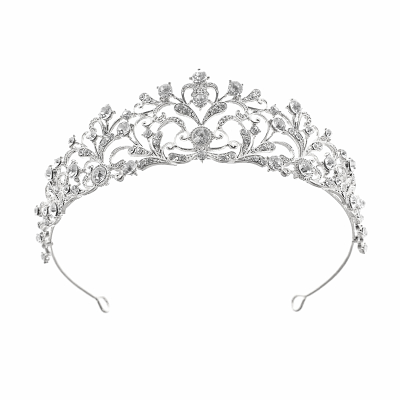 1421 sølvfarget tiara.jpg