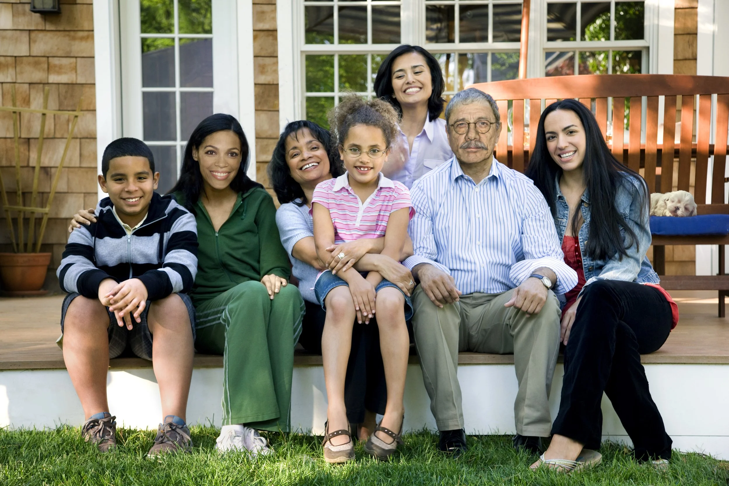 Family of Eight_FINAL.jpg