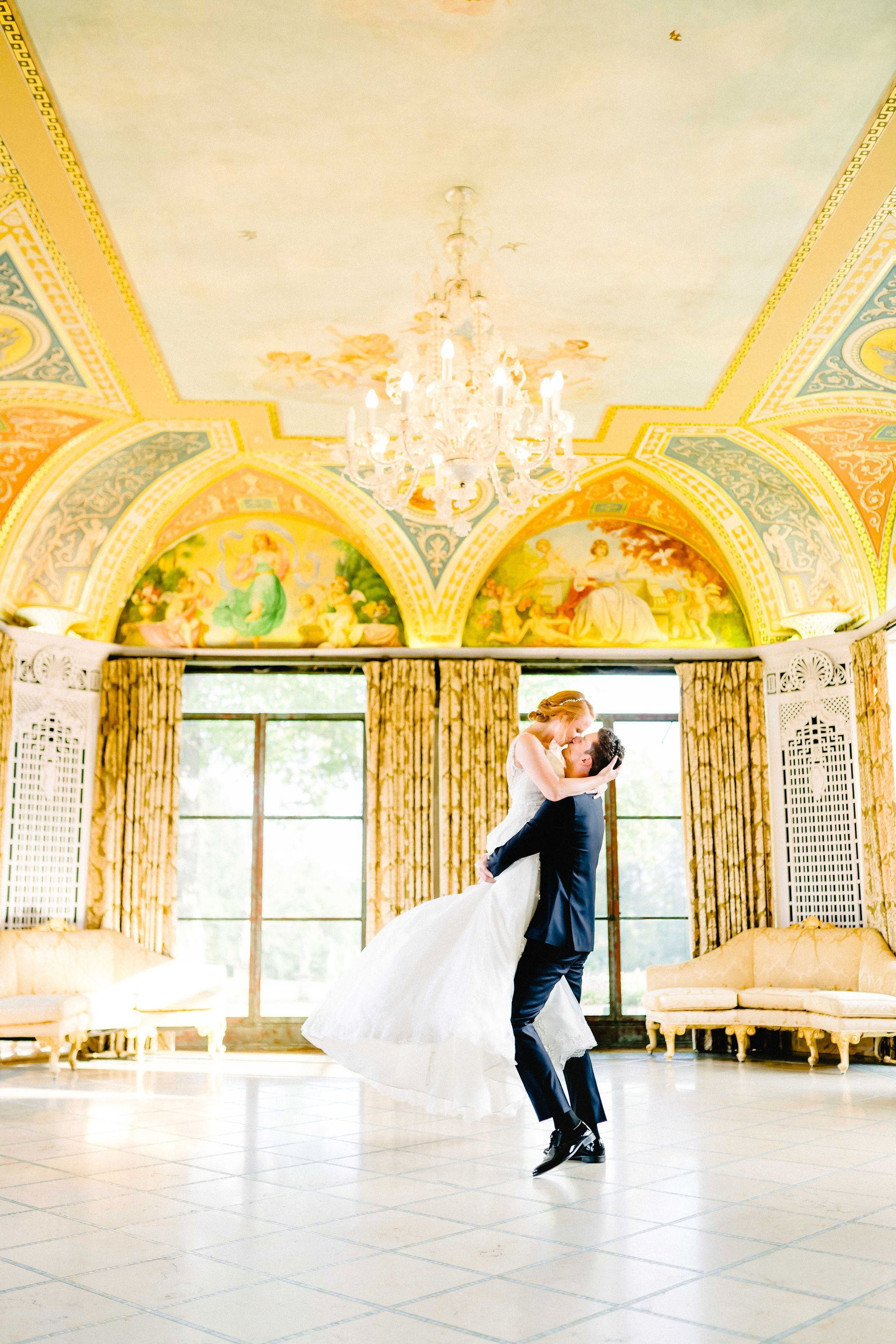 Lake-Geneva-Wedding-Photographers-Cuneo-Mansion-wedding-6