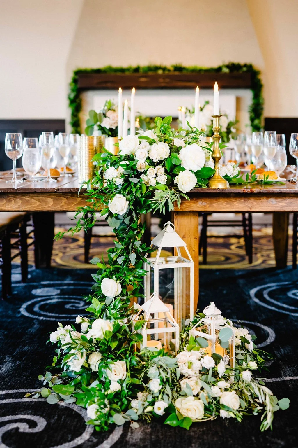Aaron&Jenn-Reception-27.jpg