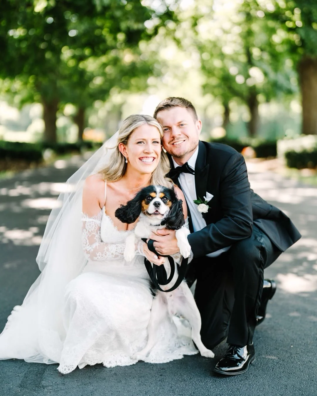 Katie &amp; Damian Sneak Peeks Part I 
This weekend, Tucker&rsquo;s parents said &ldquo;I do&rdquo;! It was truly the prettiest day for these two and we&rsquo;re so thankful to have been a part of it! A day at @itascacountryclub is always a thing of 